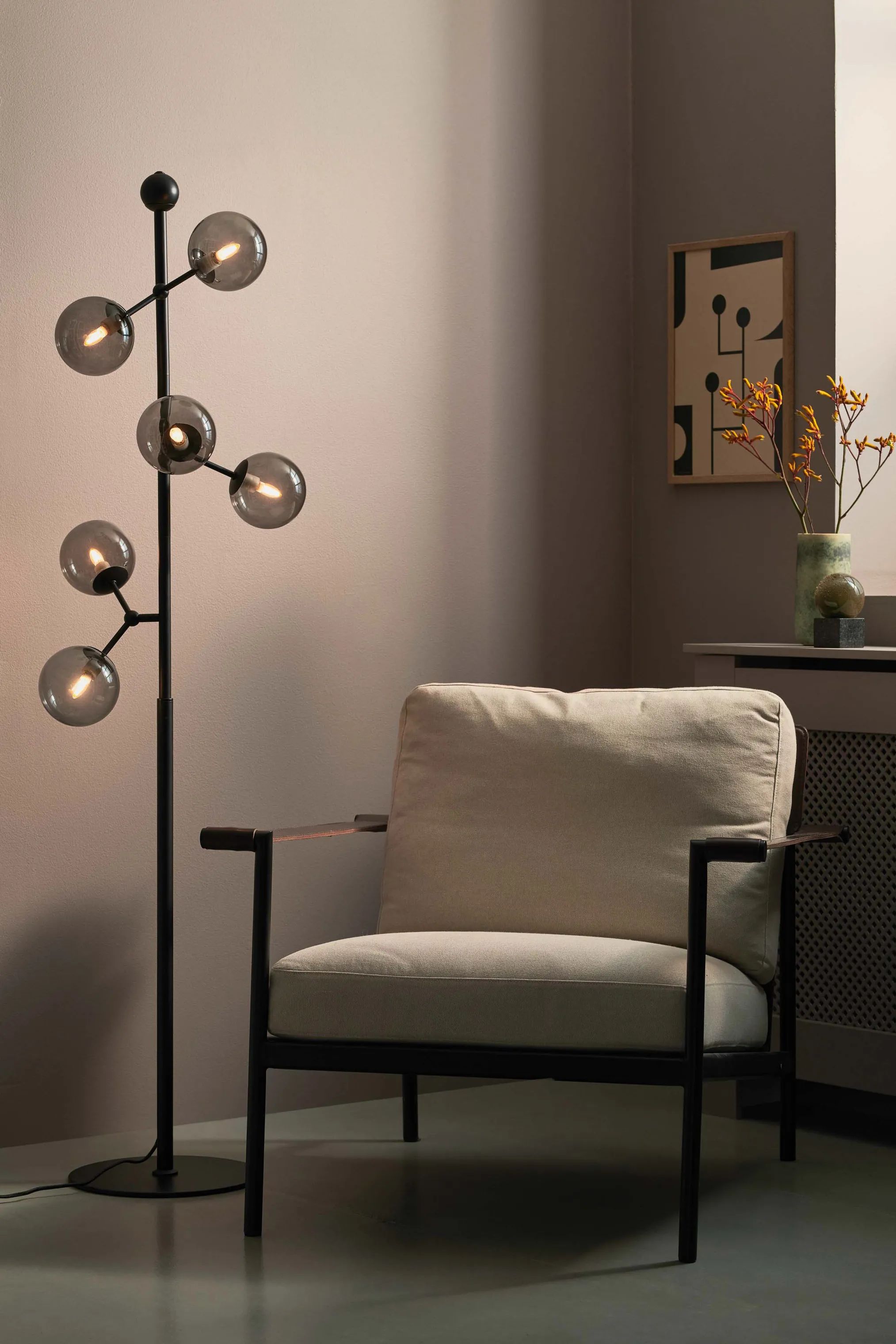 Halo Design Gulvlamper Atom Gulvlampe i smoke/sort, 2