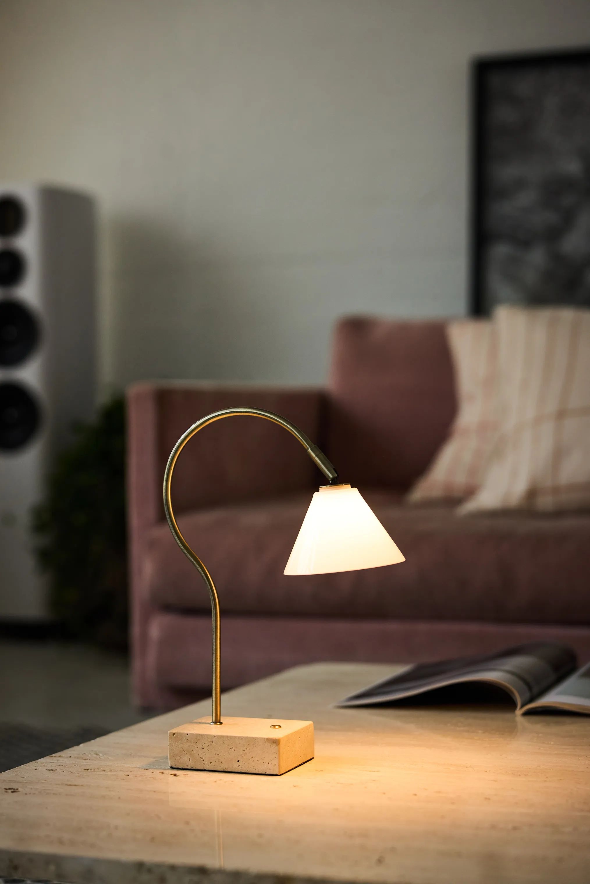 Halo Design Bordlamper Question Bordlampe i Guld/Opal, 3