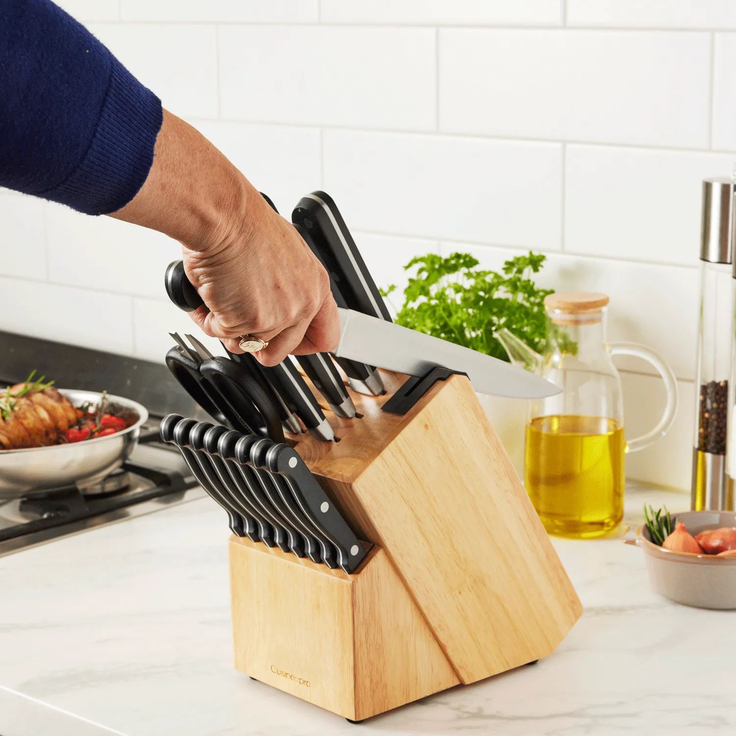 THE CUSTOM CHEF™ Knivblokke med knive Cuisine::pro®
Sabre™ Cuisine::pro Sabre™ Knivblok - 19 dele i 19 stk., 2