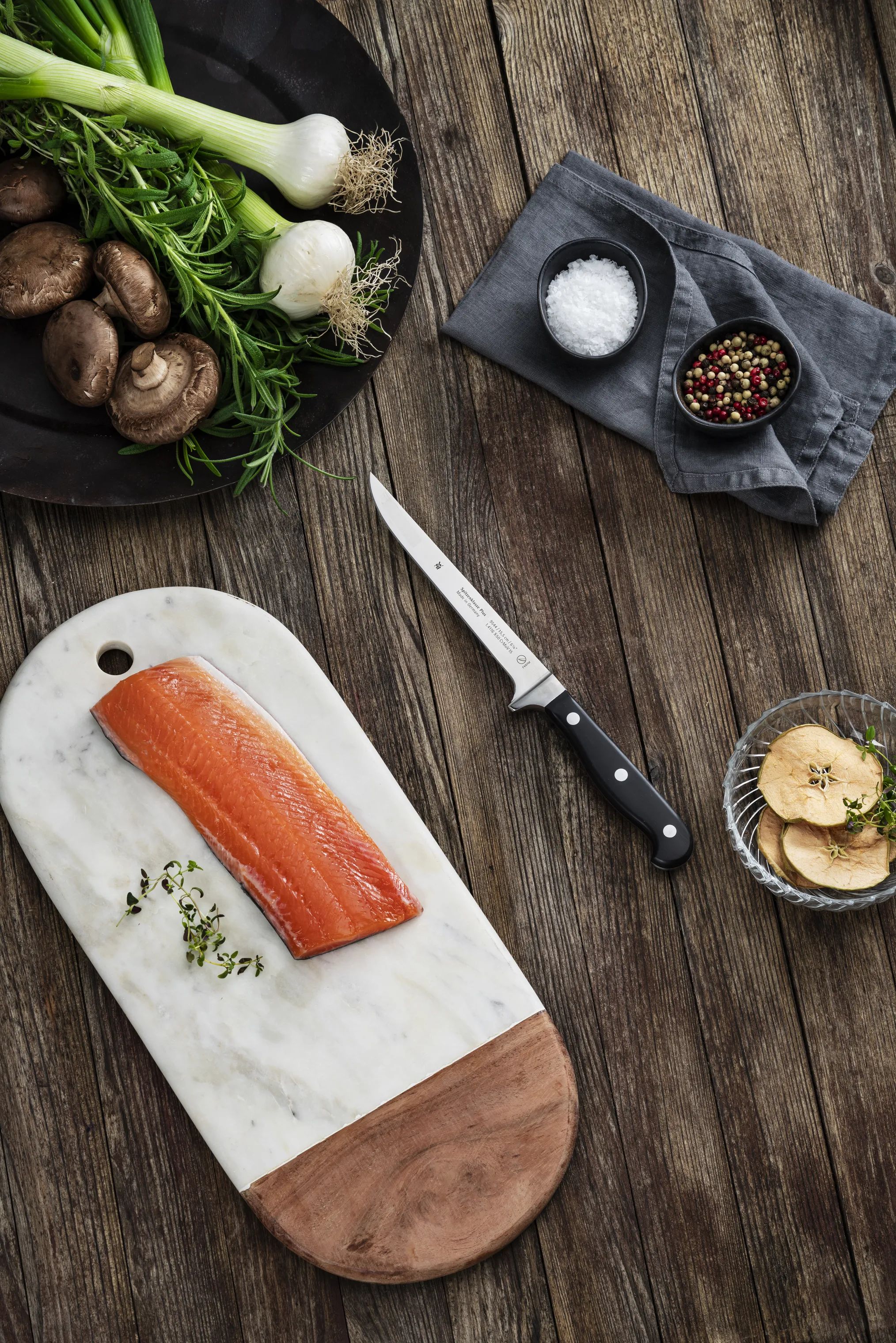 WMF Udbenerknive Spitzenklasse Plus Udbenerkniv i Sort, 2