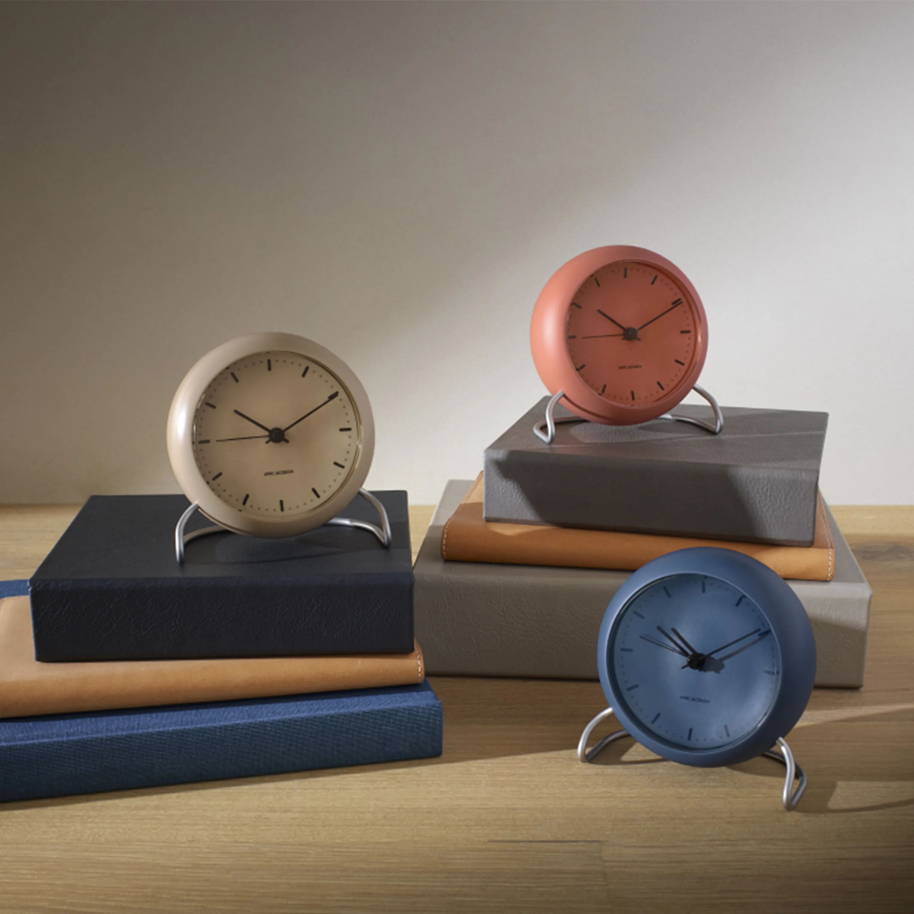 Arne Jacobsen Bordure City Hall Bordur i Sandy beige, 3