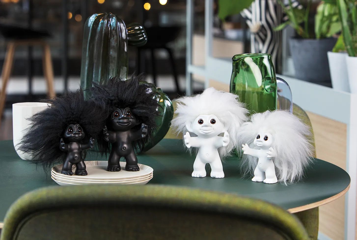 Lykketrold Øvrige figurer Figur Mat sort m. sort hår i Sort, 2