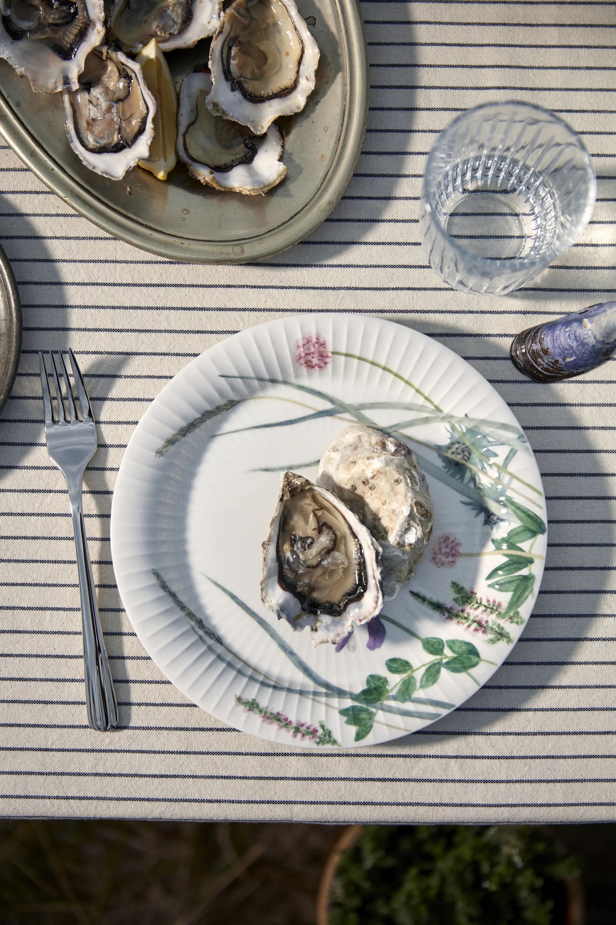 Kähler Middagstallerkener Hammershøi Sommer Tallerken i Coastal Flower, 3