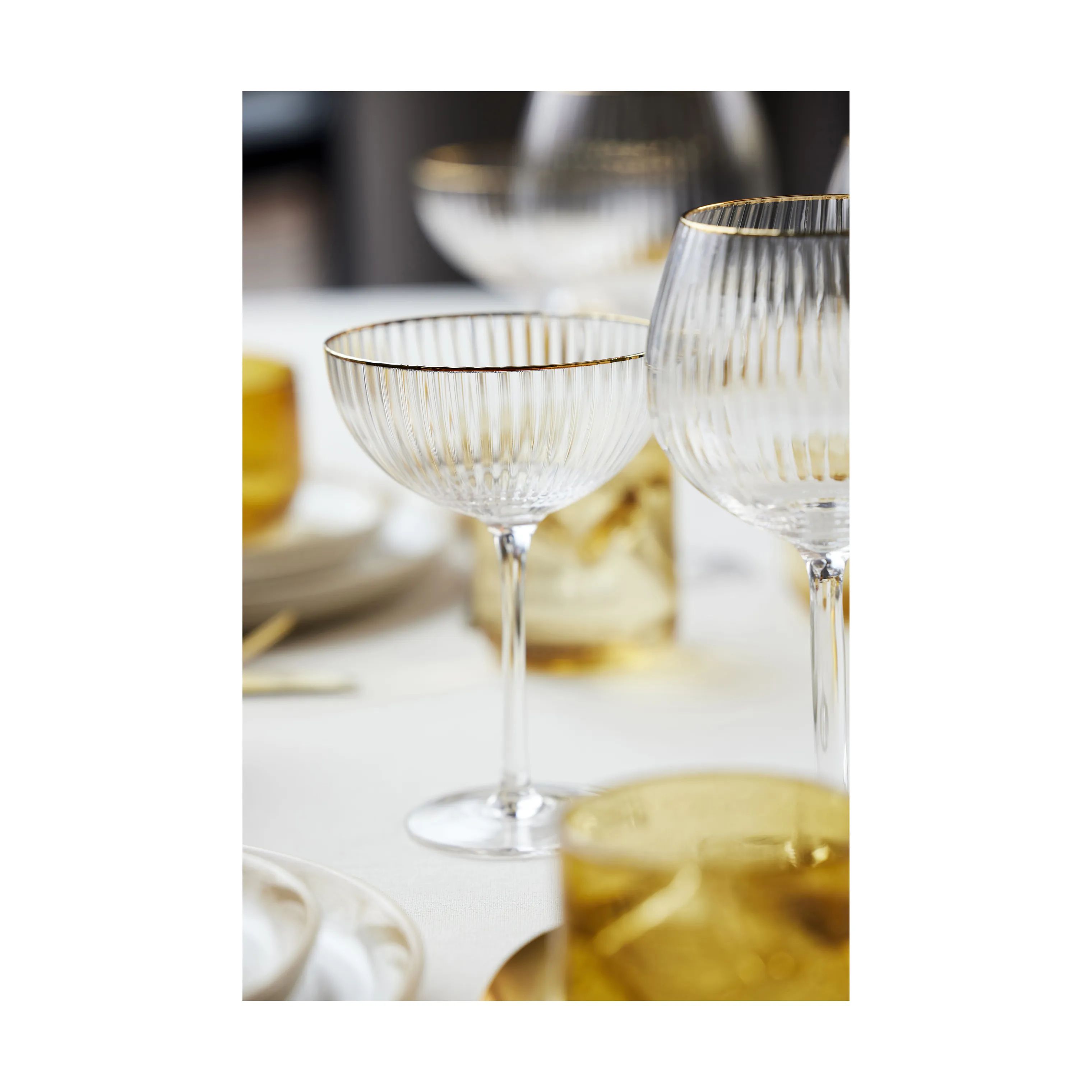 Lyngby Glas Cocktailglas Palermo Cocktailglas - 4 stk. i klar/guldfarvet, 5