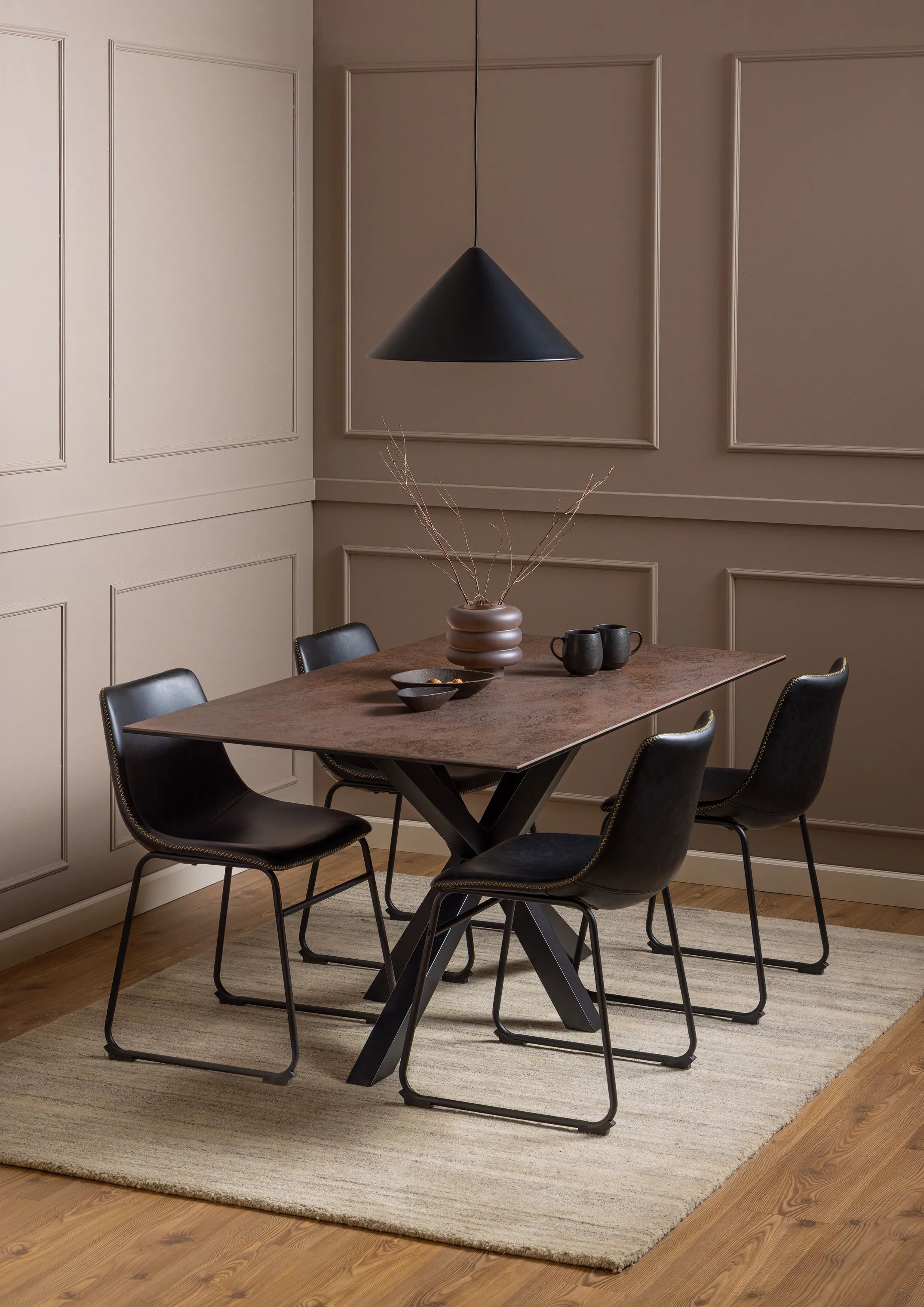 CASA Living Spiseborde Heaven Spisebord i Rustbrun, H75,5 x B160 x L90 cm, 5