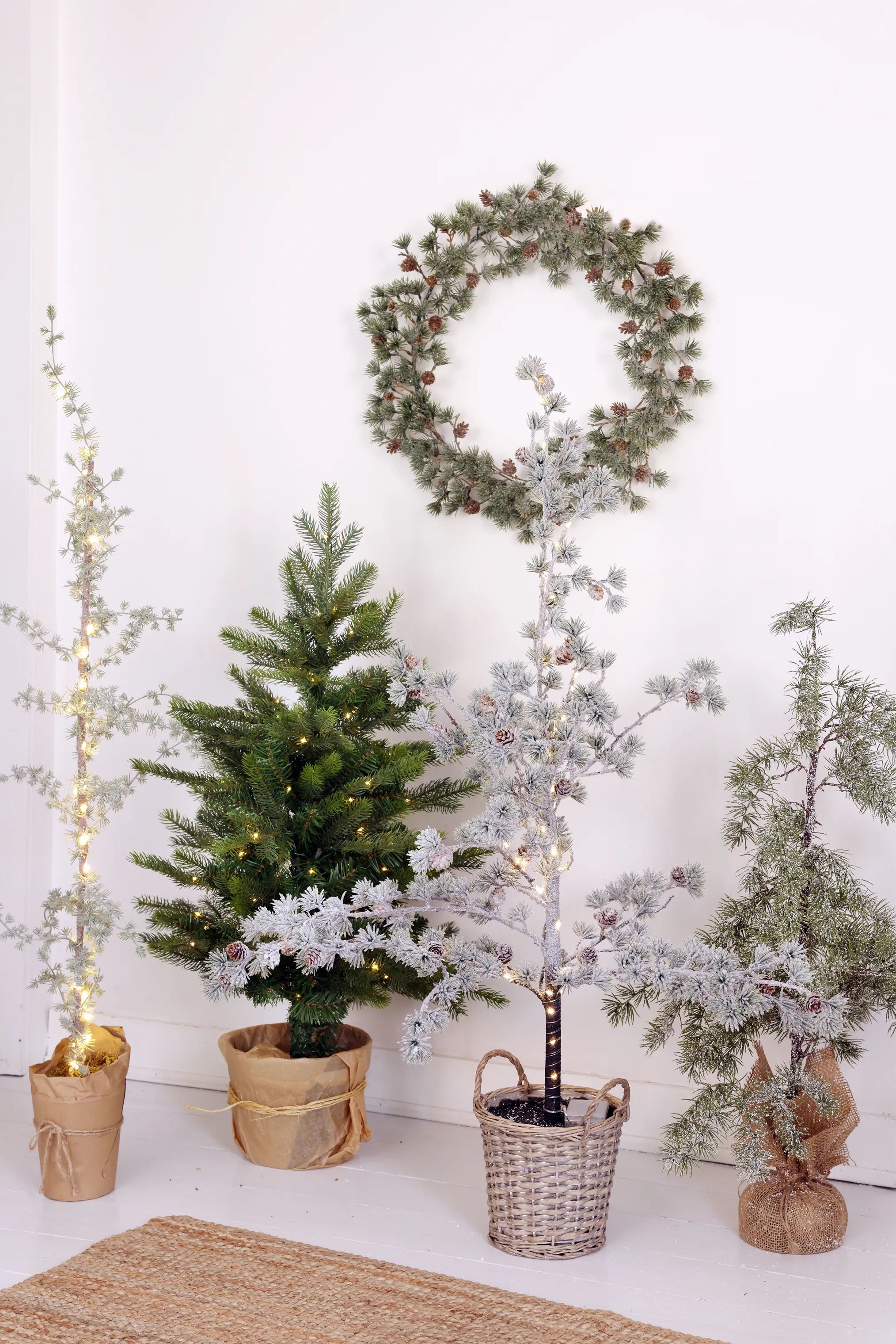 Casa Christmas Juletræer Cedertræ m. LED i Grøn/brun, 3