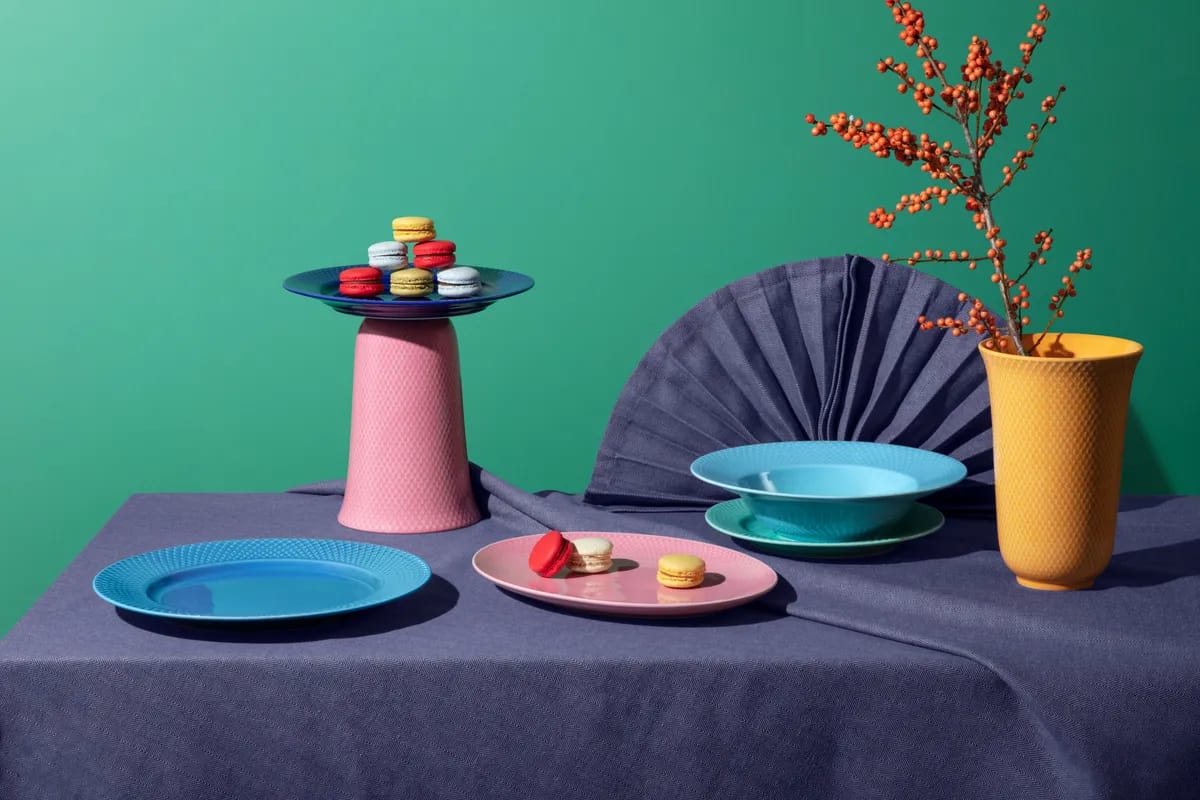 Lyngby Porcelæn Serveringsfade Rhombe Color Rhombe Colour Serveringsfad i Rosa, B21,5 x L28,5 cm, 2