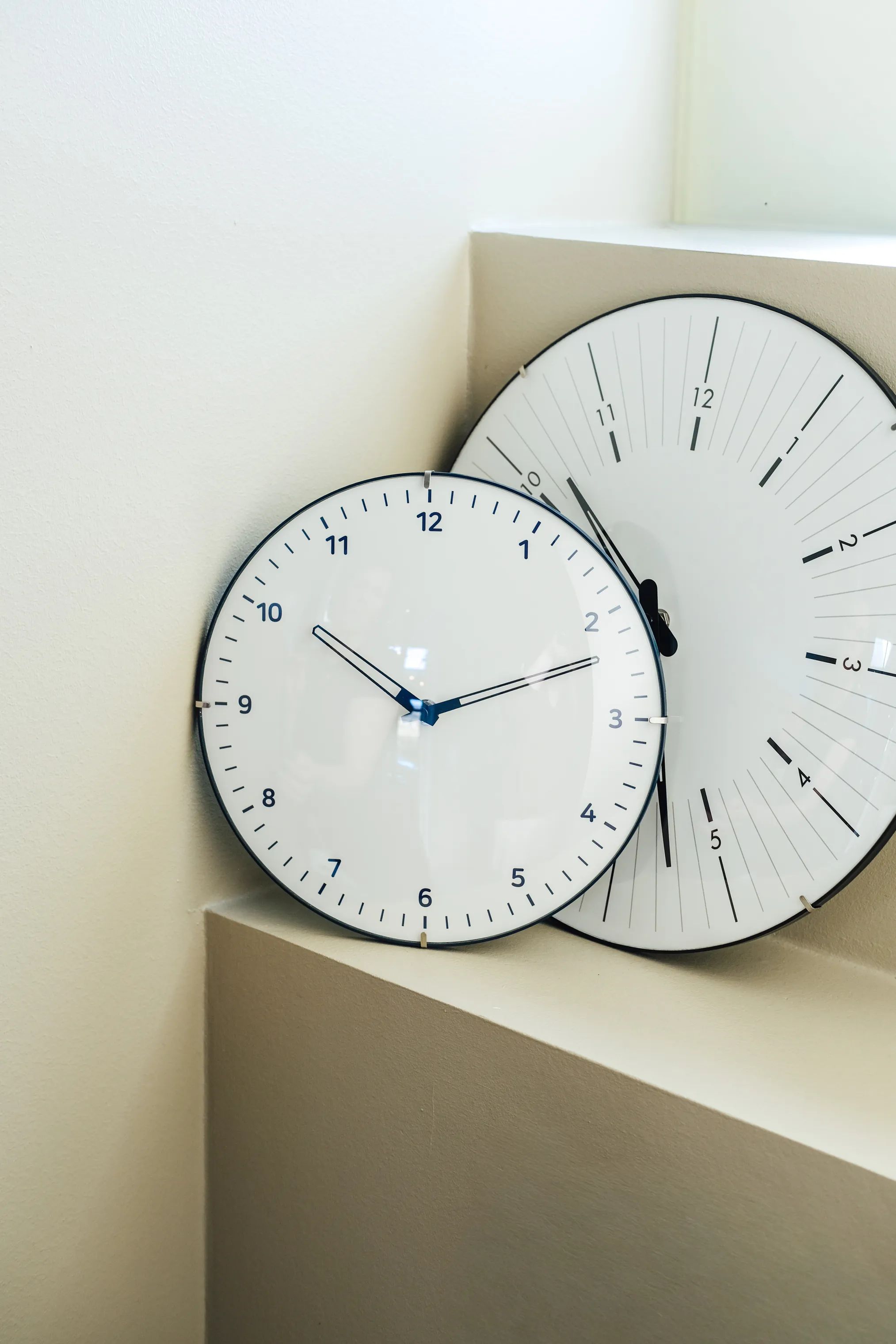 CASA Living Vægure Vægur i Hvid/sort, 25 cm, 2