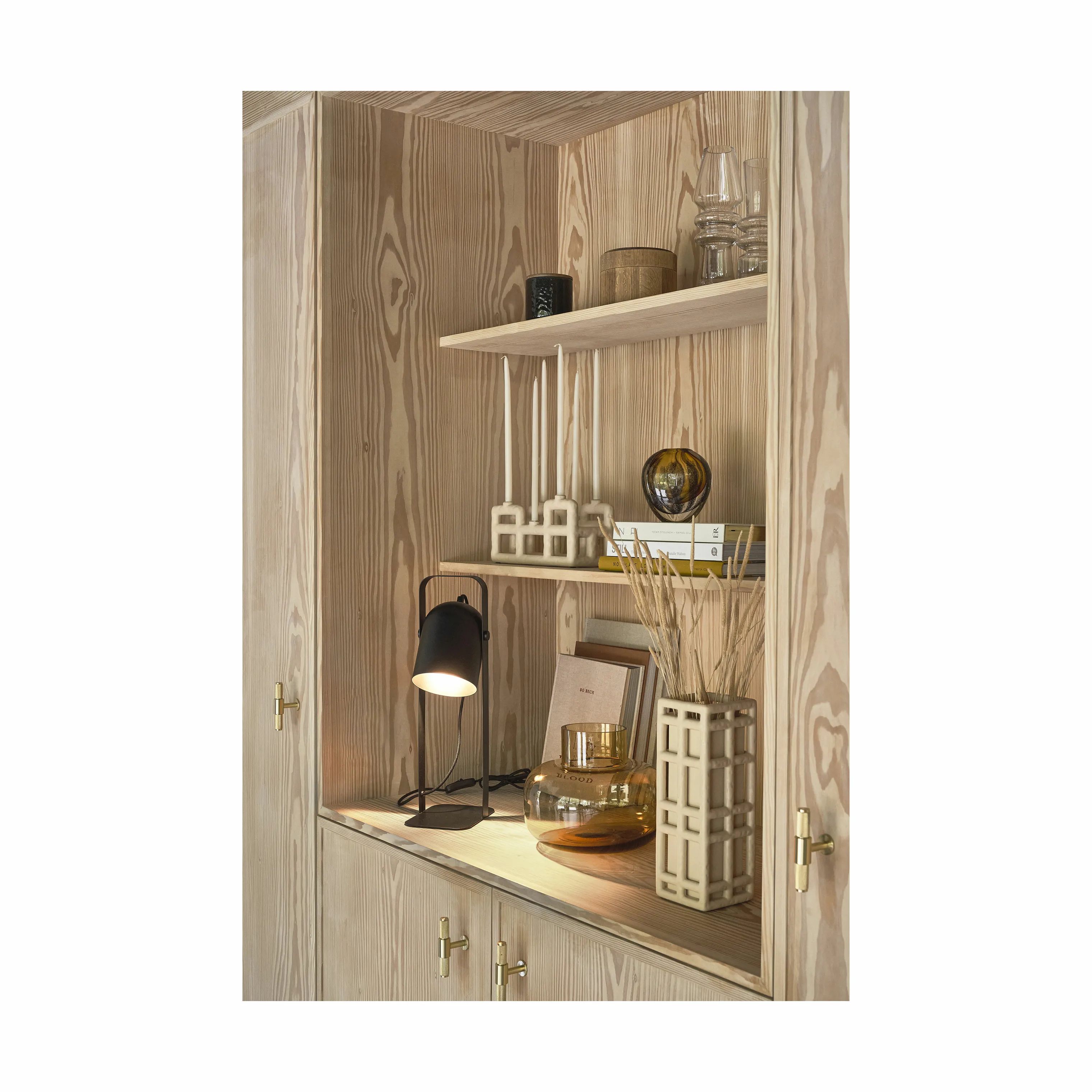 Villa Collection Kronelysestage Villa styles Lyst Lysestage i SAND, 3