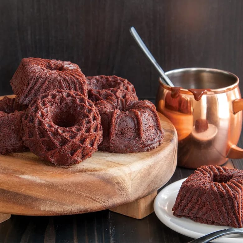 Nordic Ware Øvrige bageforme Geo Bundtlette Kageform i Guldfarvet, 3