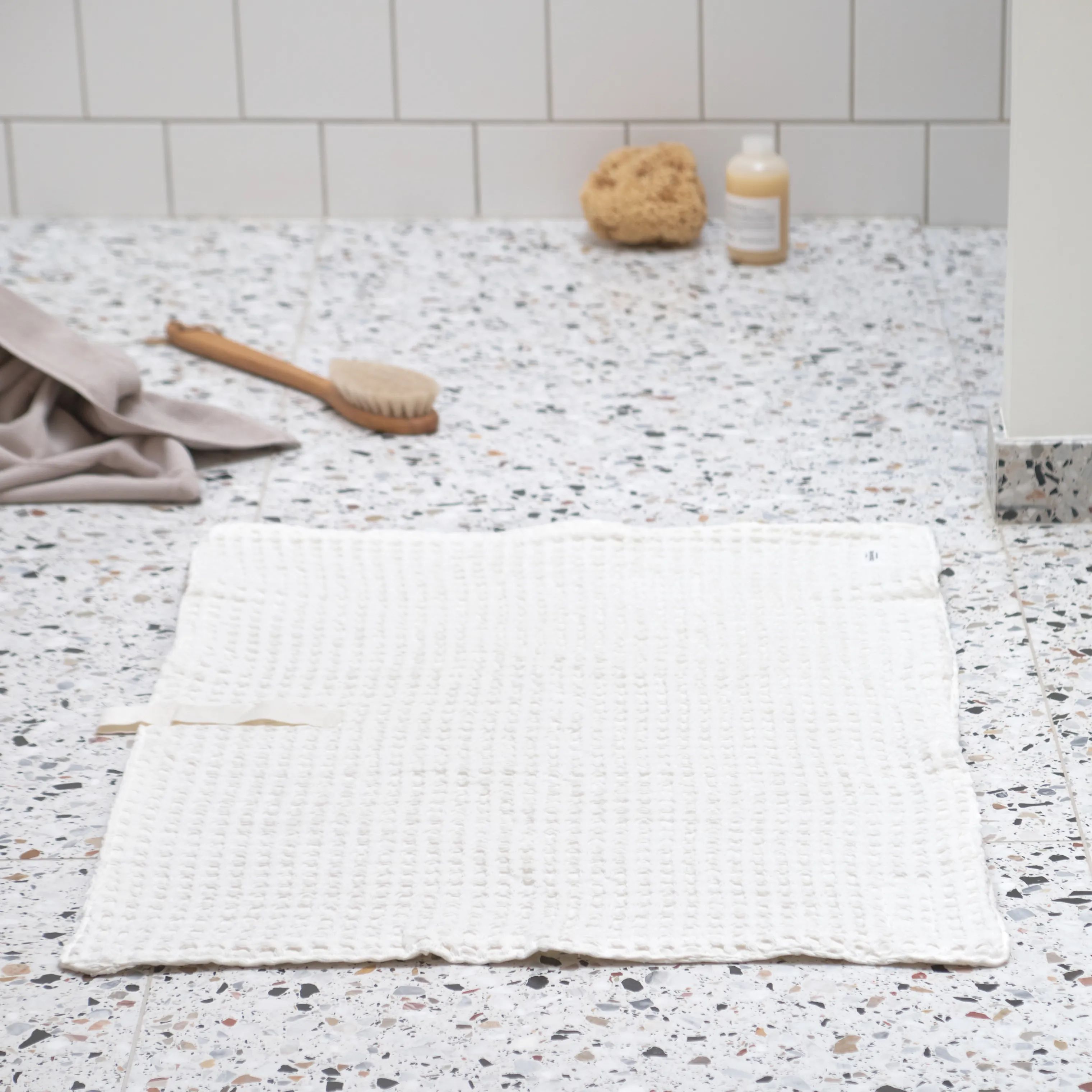 The Organic Company Bademåtter Big Waffle Bademåtte i Hvid, 2
