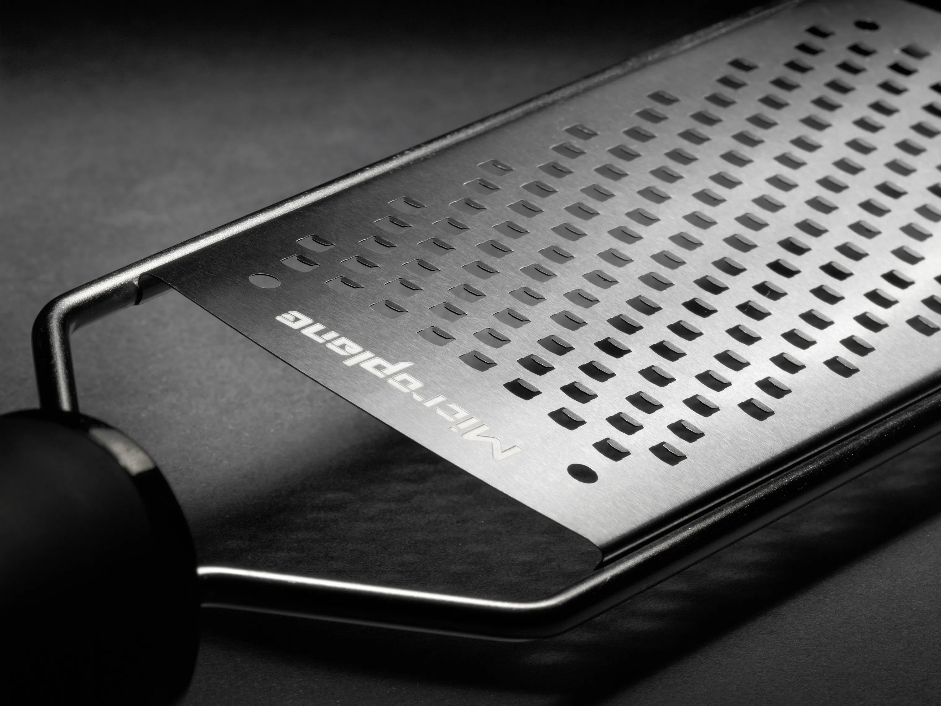 Microplane Rivejern Gourmet Rivejern Grov i Sort, 2