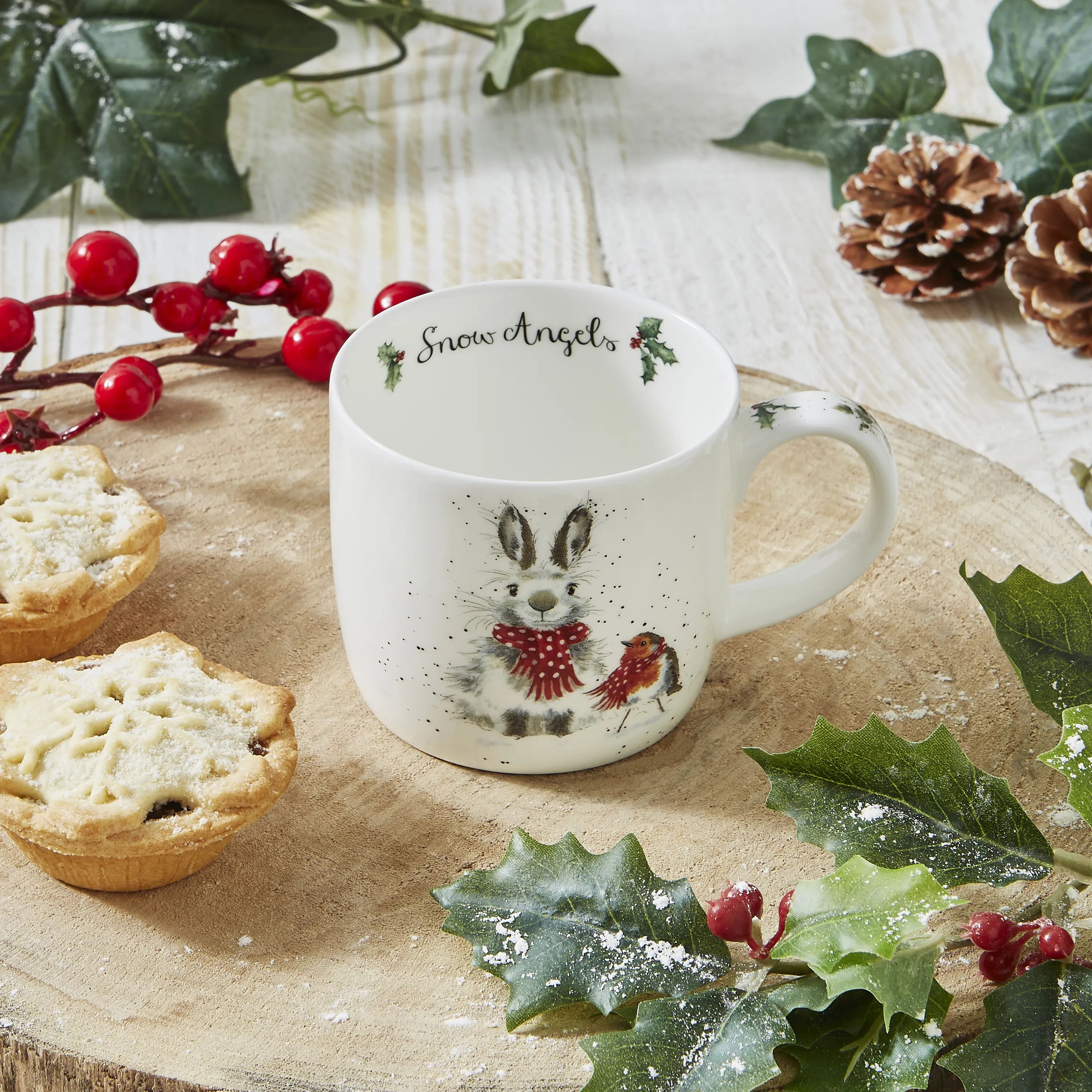 Royal Worcester Krus og kopper med hank Wrendale Krus - Snow angel i Kanin og rødhals, 2