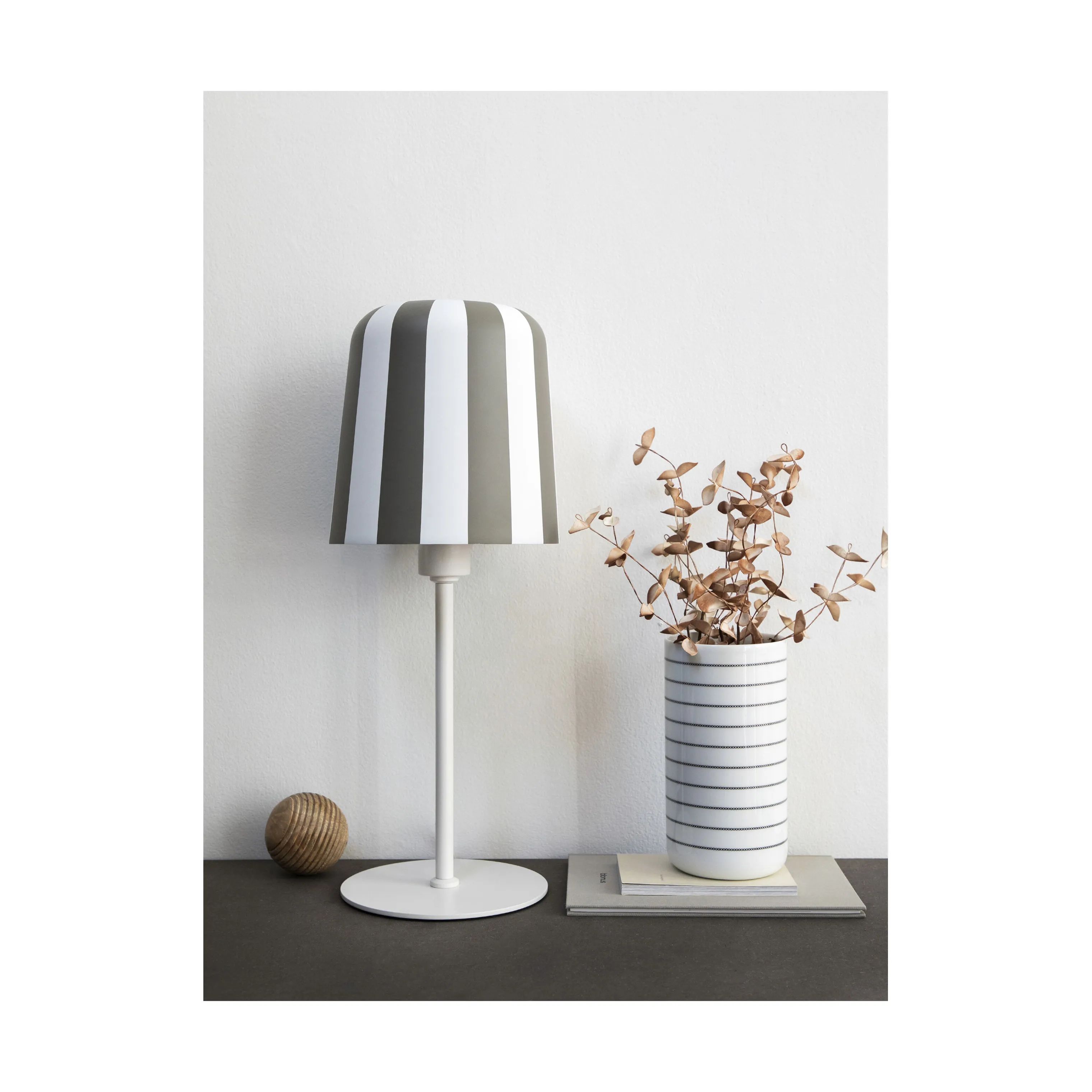 Dyberg Larsen Bordlamper Gry Bordlampe i Hvid/ Grå, 3