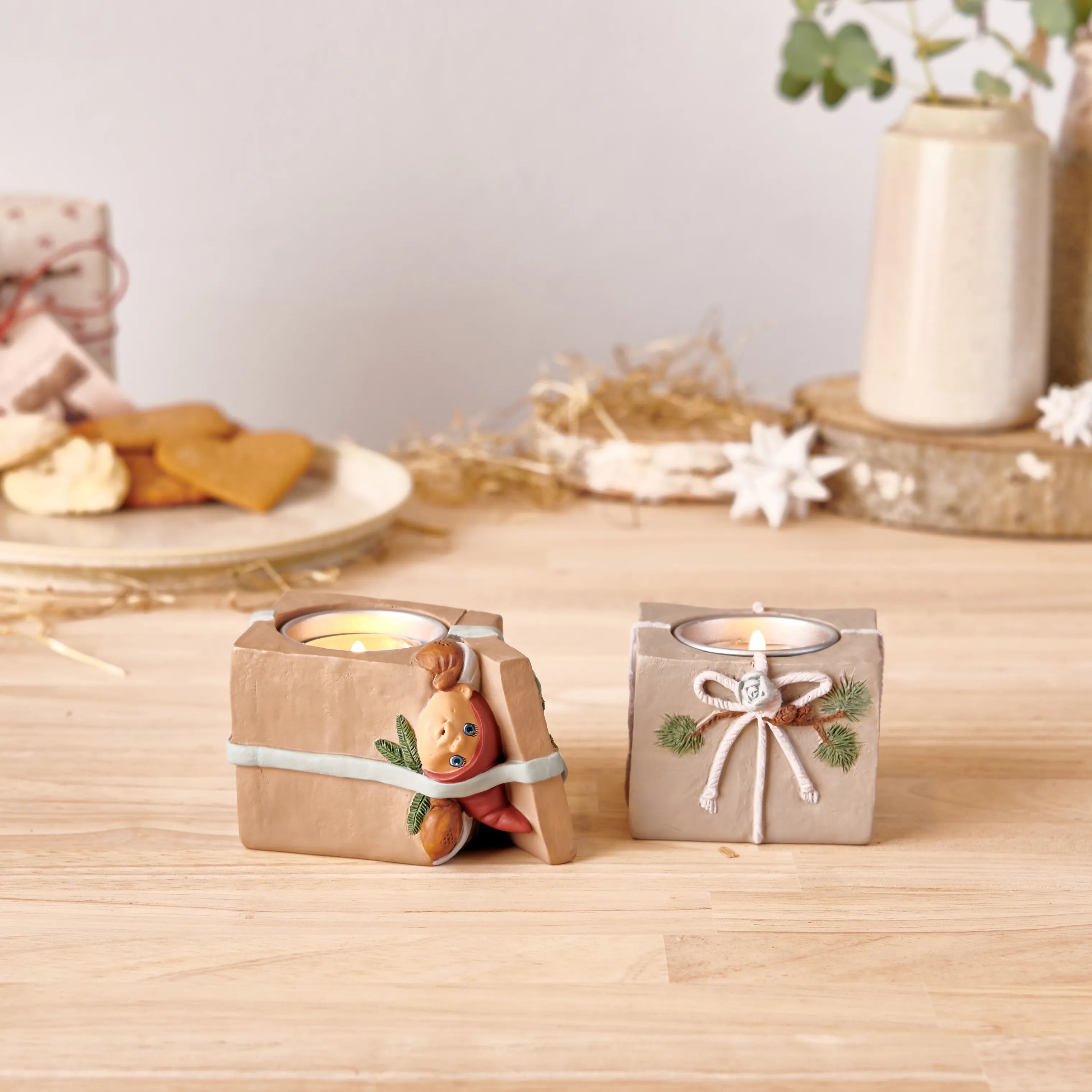 Klarborg Jule- og adventsstager Fyrfadsstage - Nissen Frits - 2 dele i Multifarvet, 5,5 cm, 2
