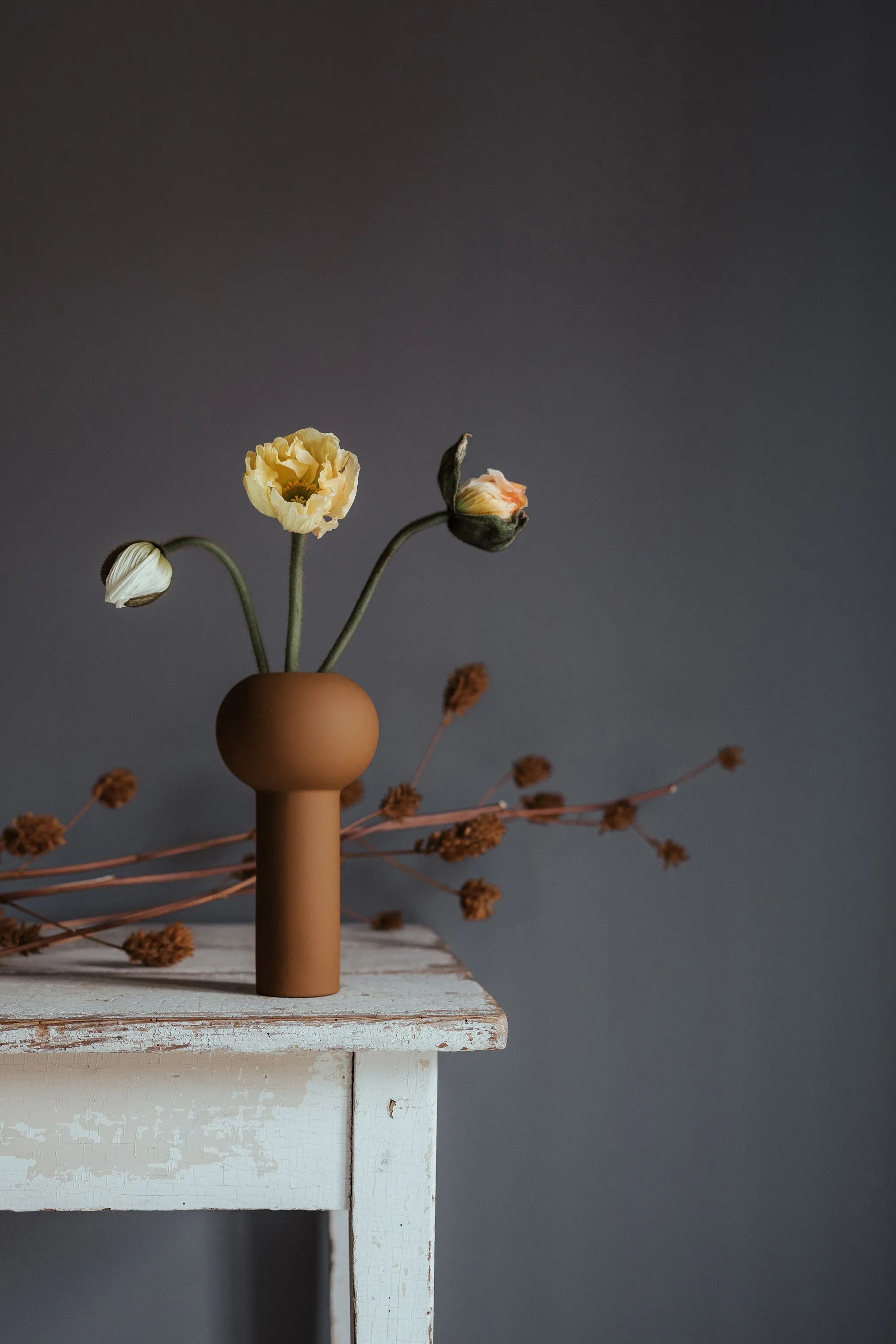 Cooee Vaser Pillar Vase i Kokosnød, 24 cm, 2
