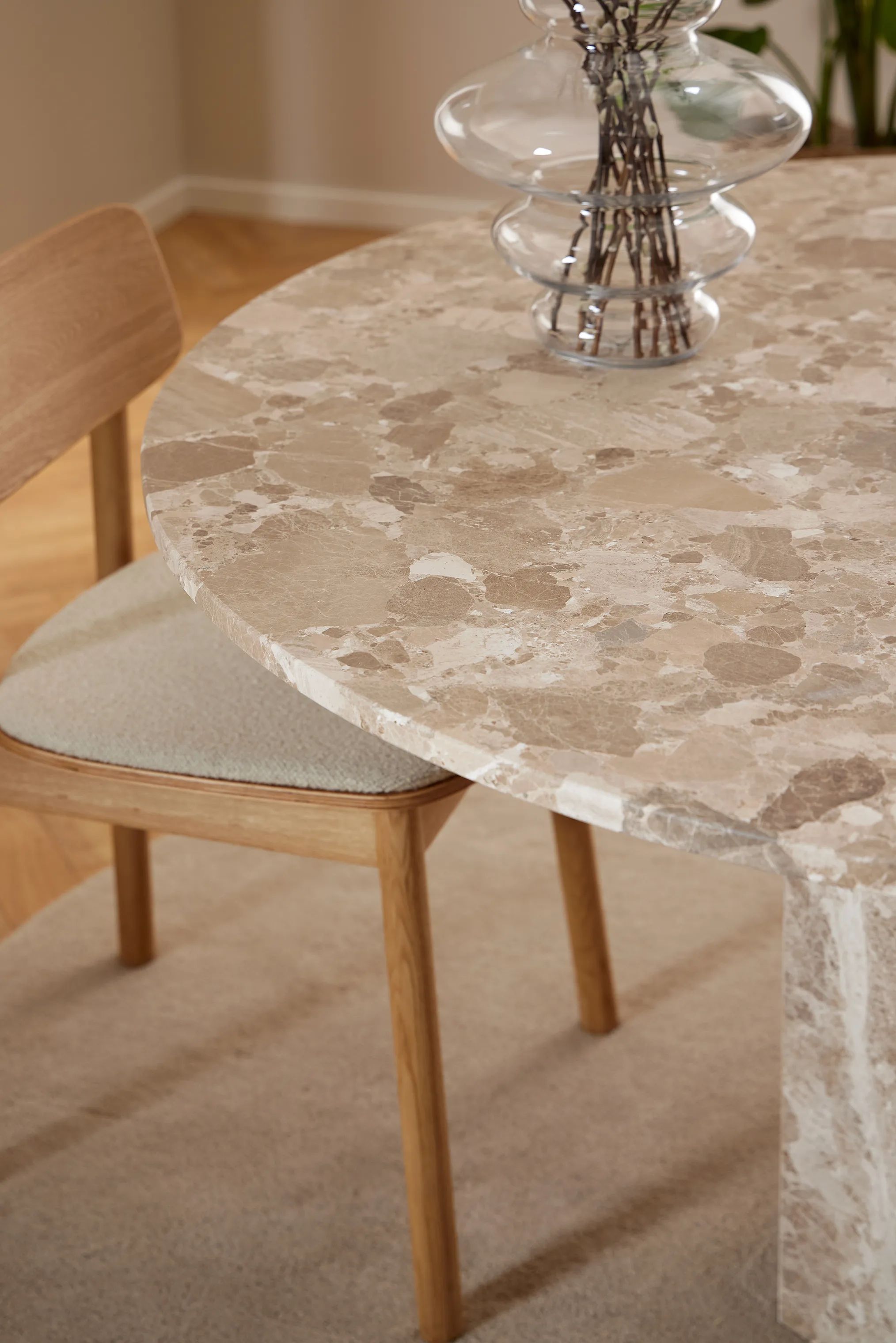 CASA Living Spiseborde Naxos Spisebord i Mat Latte, 2