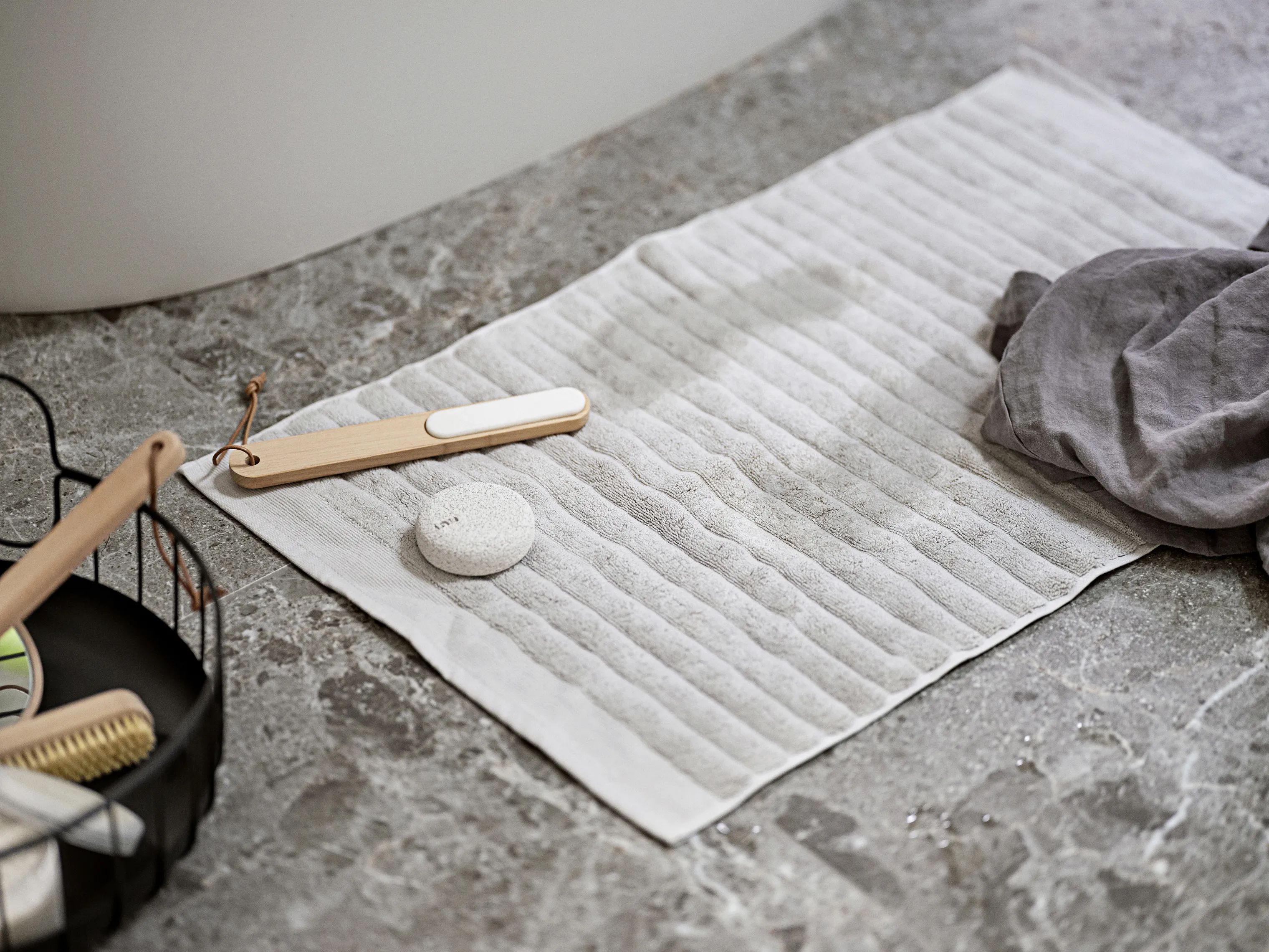 Zone Bademåtter Inu Bademåtte i Soft grey, 2