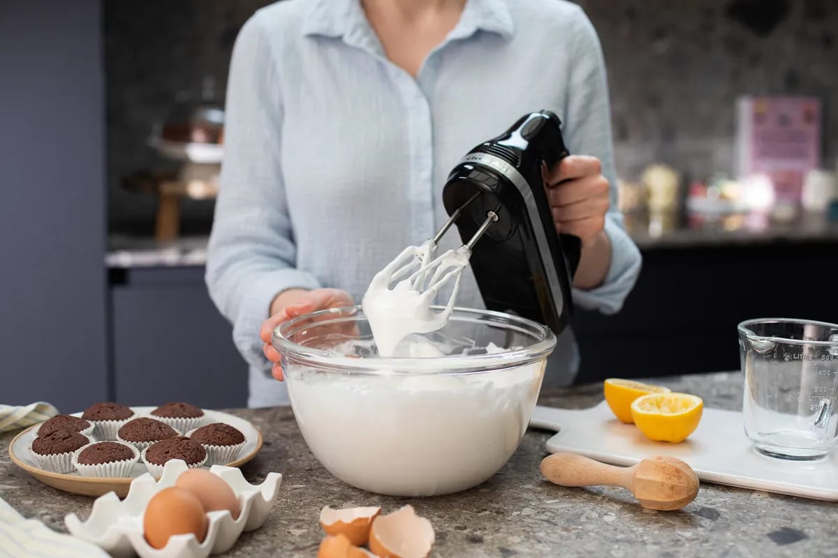KitchenAid Håndmixere Midline Håndmixer m. piskeris med fleksible kanter i Onyx Black, 2