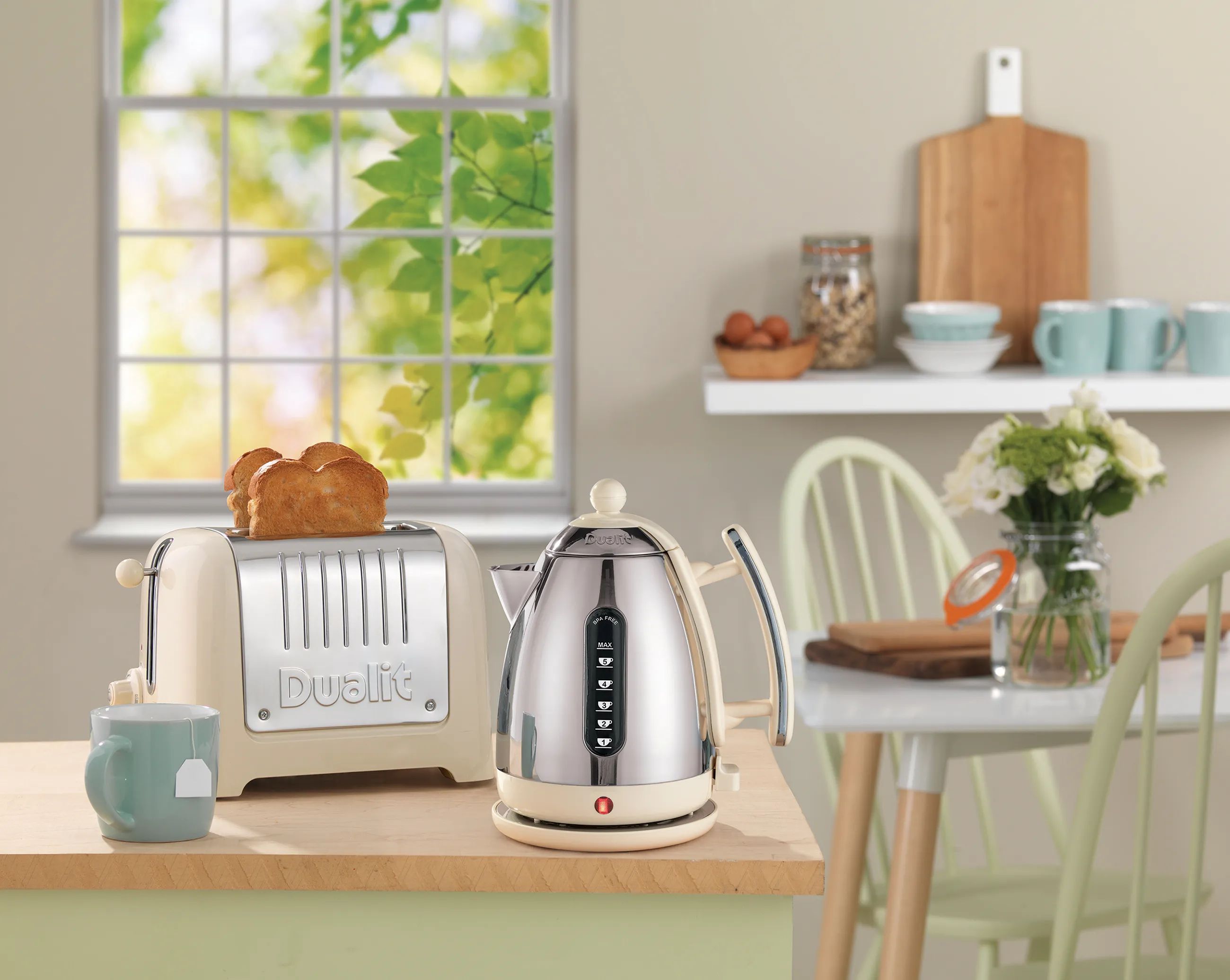 Dualit Elkedler Lite Elkedel i Beige, 1.5 L, 2