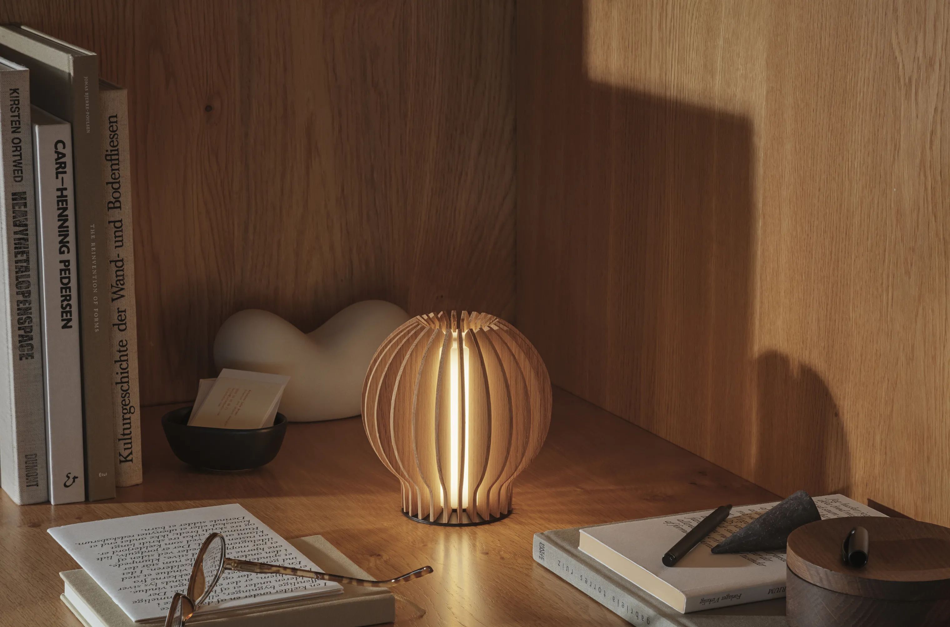 Eva Solo Bordlamper Radiant LED Lampe i Oak, 2