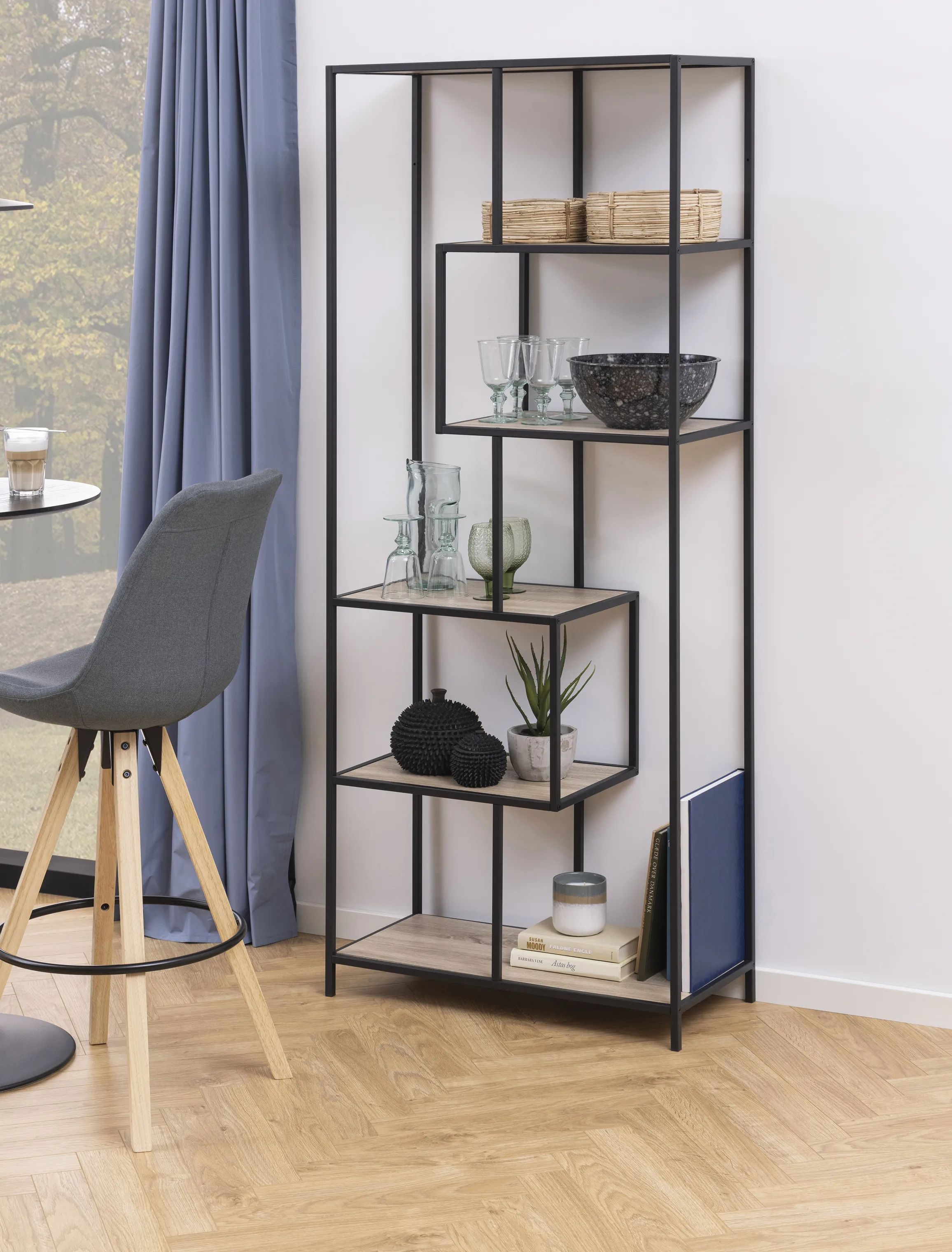 CASA Living Reoler og tilbehør Seaford Reol i Mørk eg/sort, 77 cm, 2