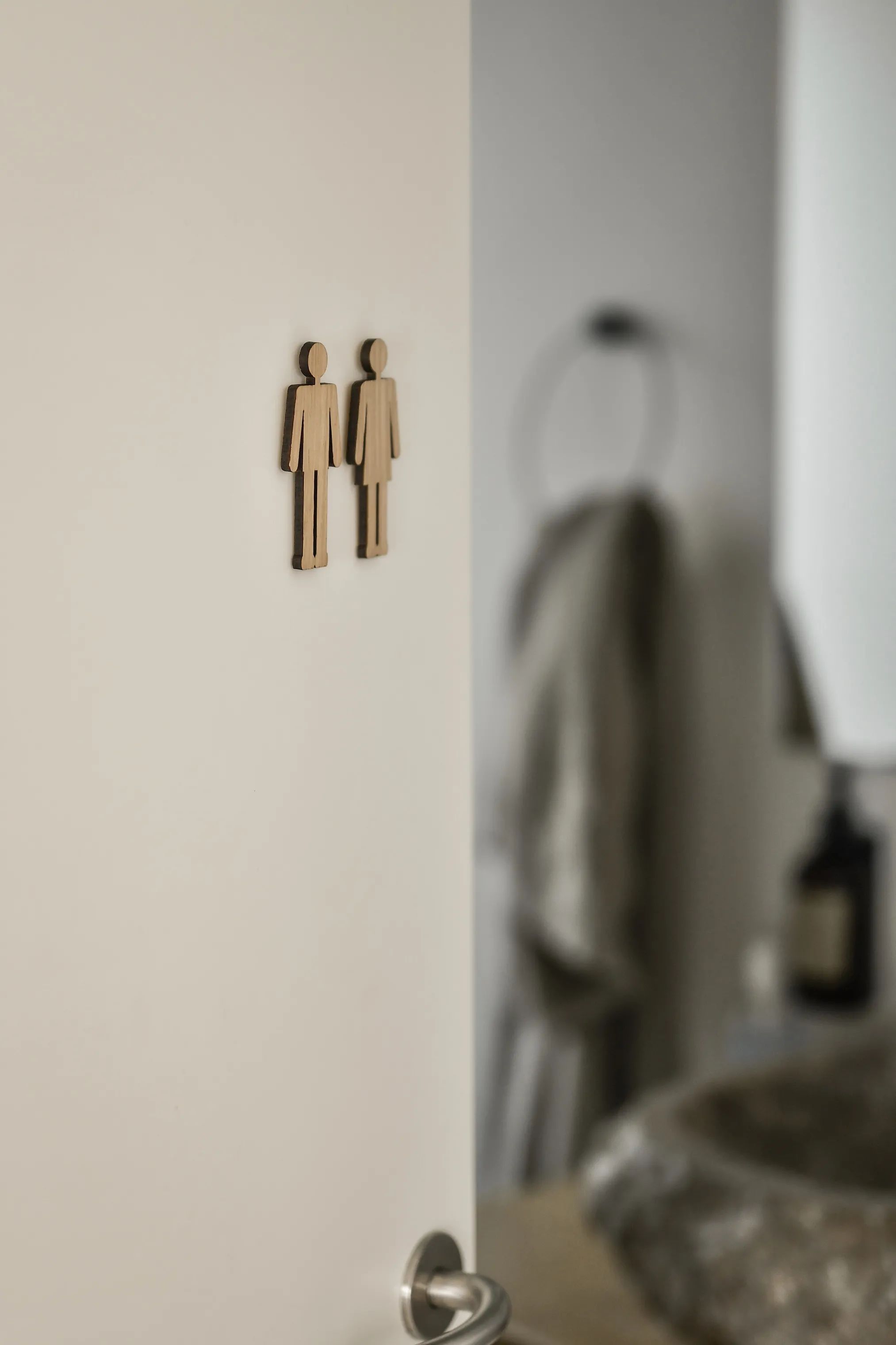 Minifabrikken Vægdekoration Piktogram - Dame & Mand i Træ, 2