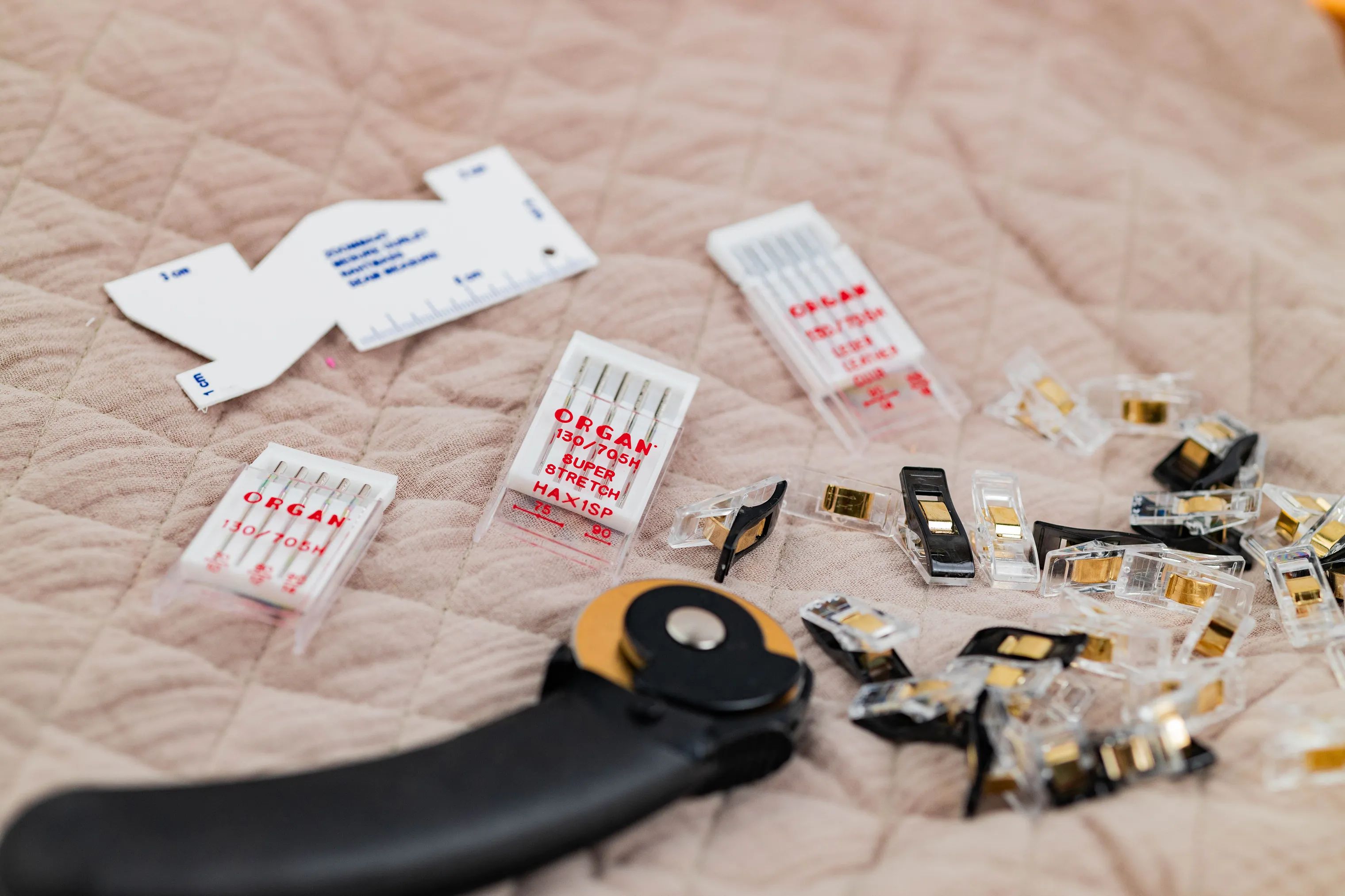 Kreativ4 Tilbehør til symaskiner Basic Sy-kit - 47 dele i Multifarvet, 3