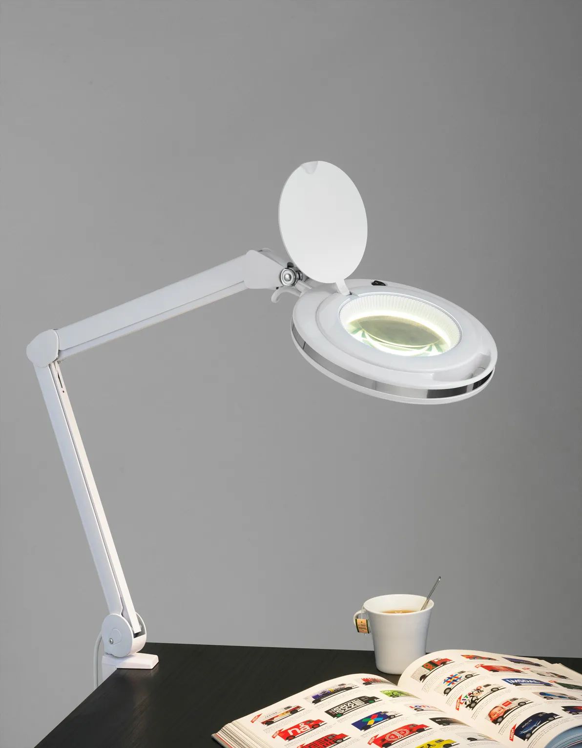 Halo Design Bordlamper Magni Bordlampe i 76 cm, 2