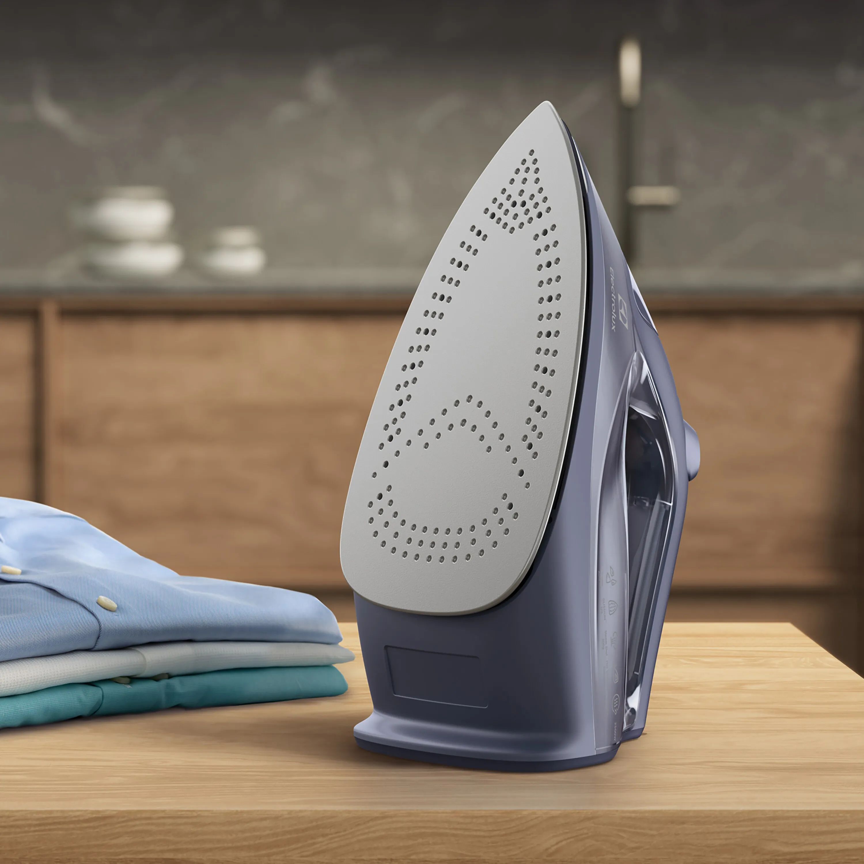 Electrolux Strygejern Refine 600 Strygejern i Blå, 3
