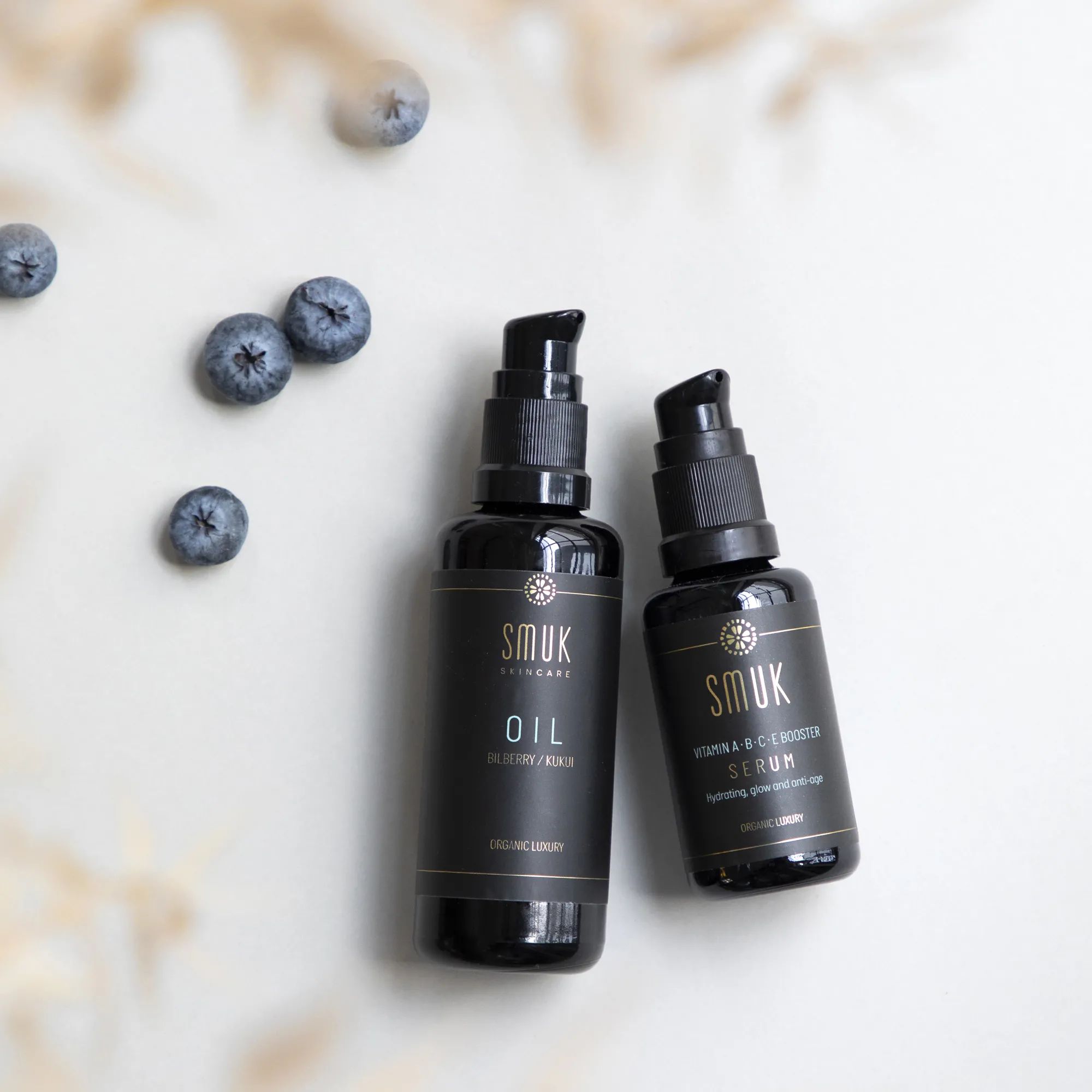 SMUK skincare Ansigtspleje Vitamin Booster Serum i Sort, 2