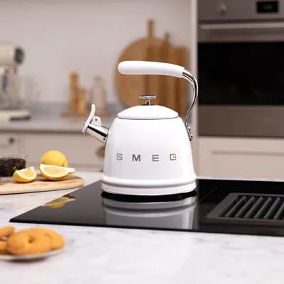 Smeg Kedler 50's Style Fløjtekedel i Hvid, 2
