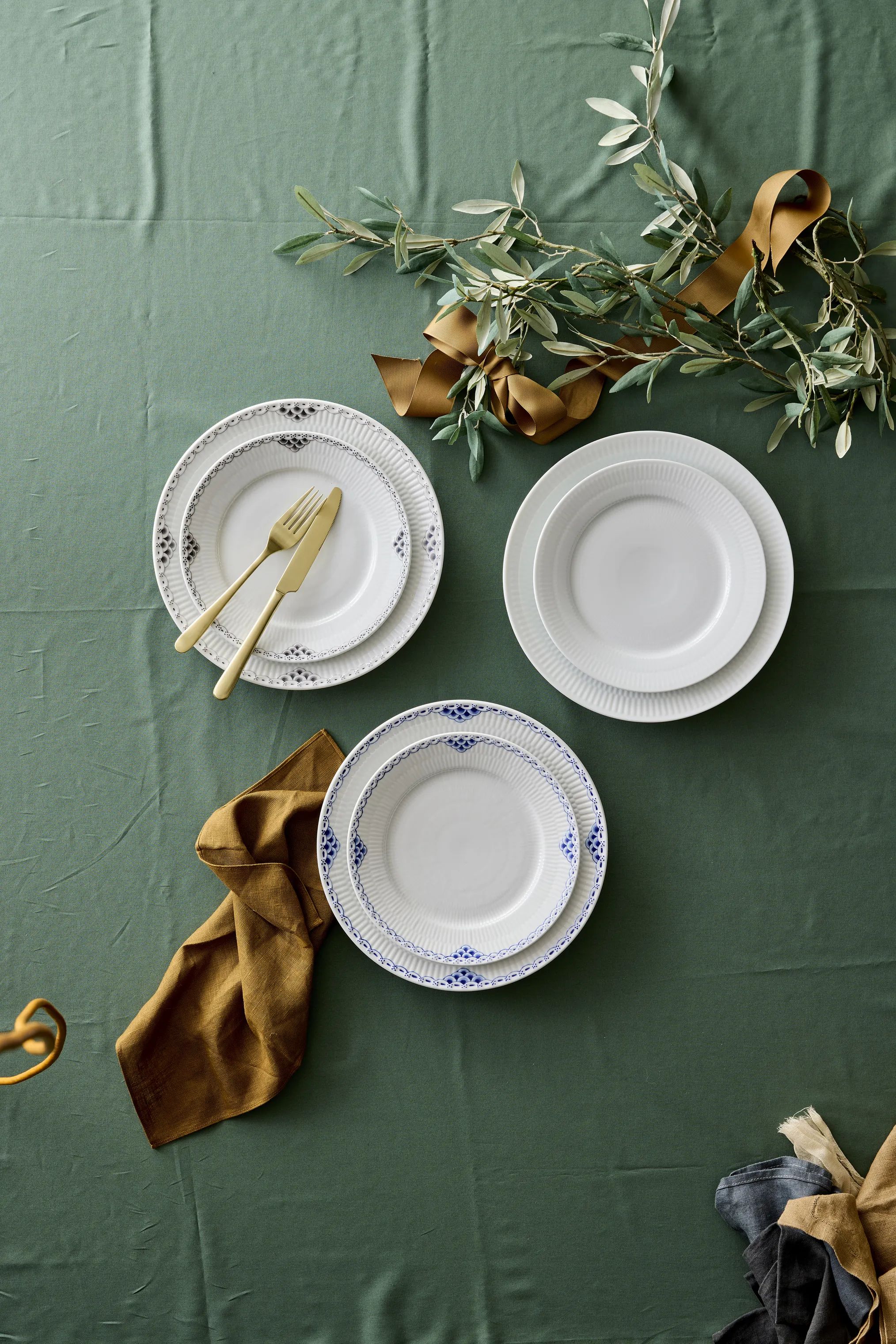 Royal Copenhagen Frokosttallerkener Sort Riflet Blonde Frokosttallerken i Sort/hvid, 2