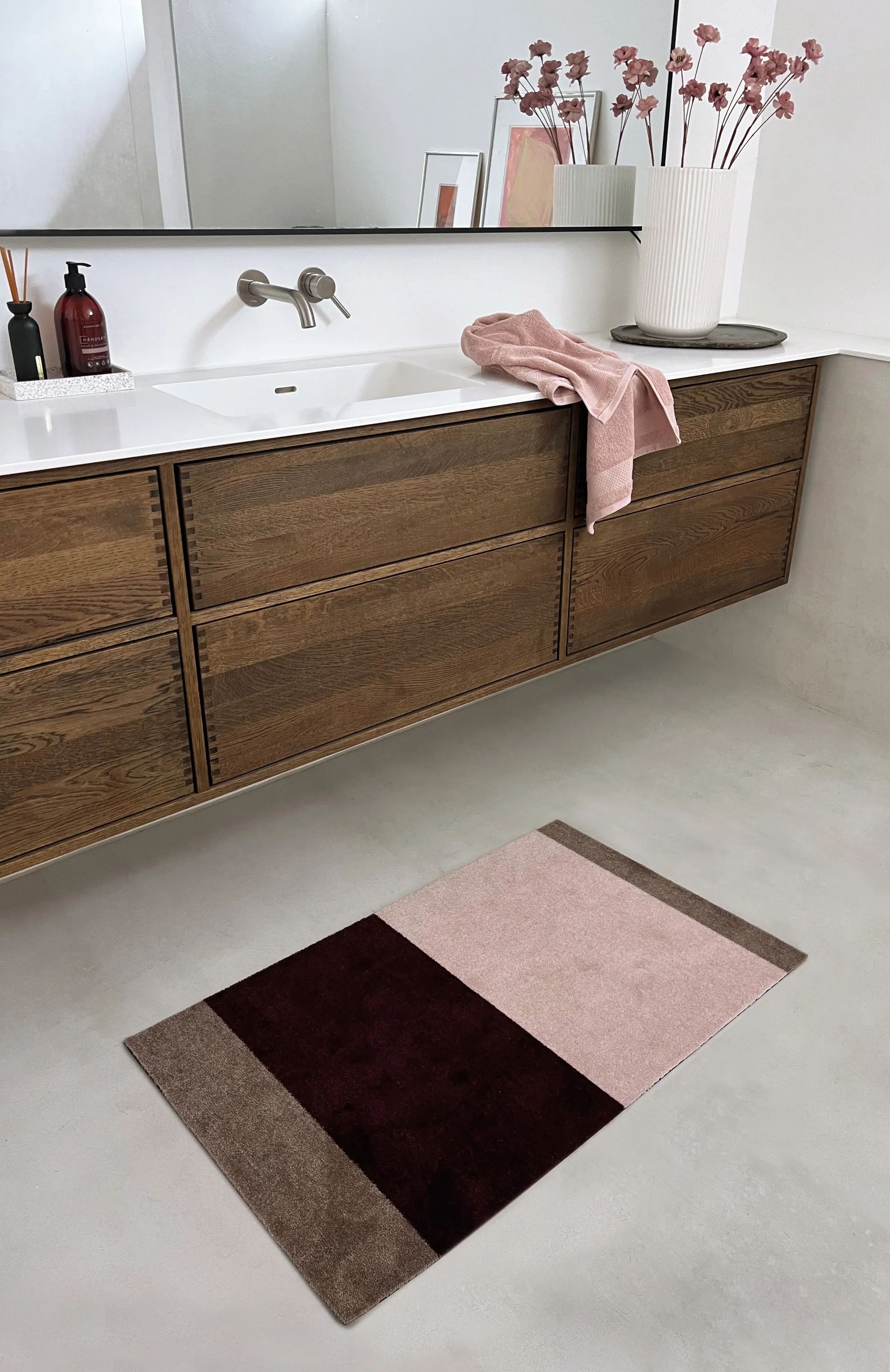 Tica Copenhagen Dørmåtter Stripes Horisontal Gulvmåtte i Bordeaux/Rosa/Sand, B60 x L90 cm, 3
