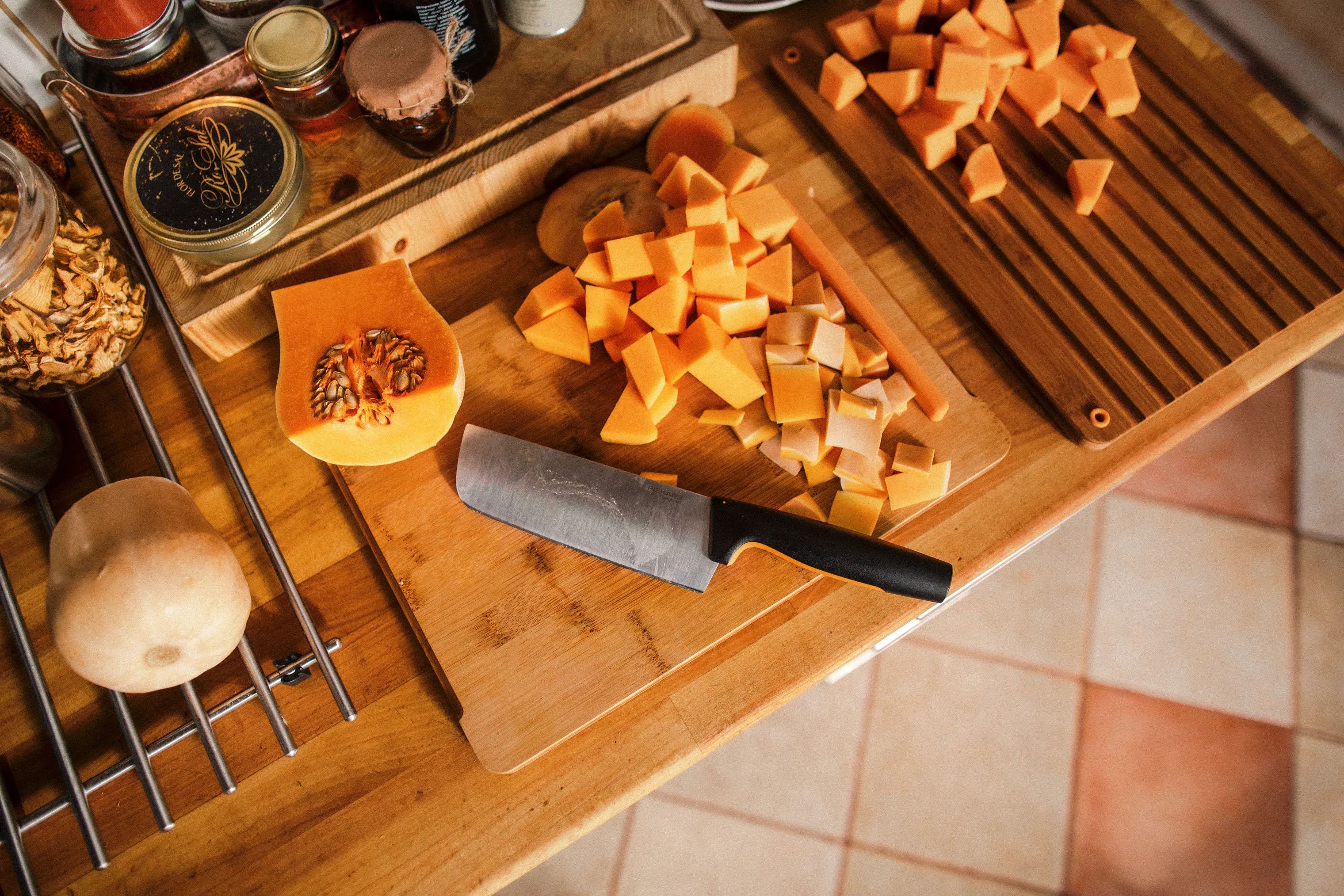 Fiskars Grøntsagsknive Functional Form Nakiri Kniv i Sort/Orange, 3