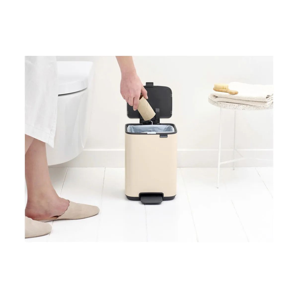 Brabantia Pedalspande Bo Pedalspand i Soft beige, 4 L, 5
