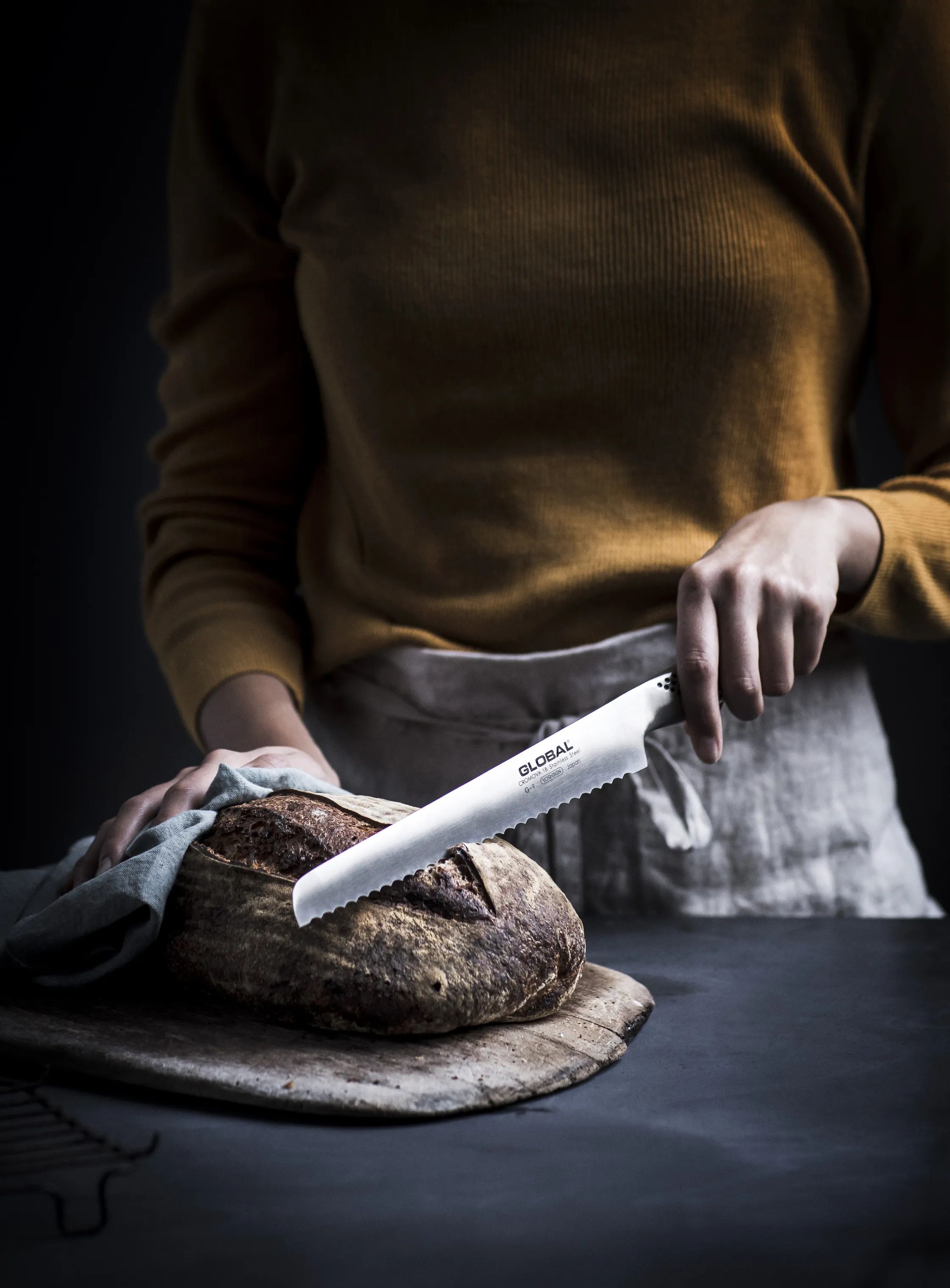 Global Brødknive Classic G-9 Brødkniv i Sølvfarvet, 3