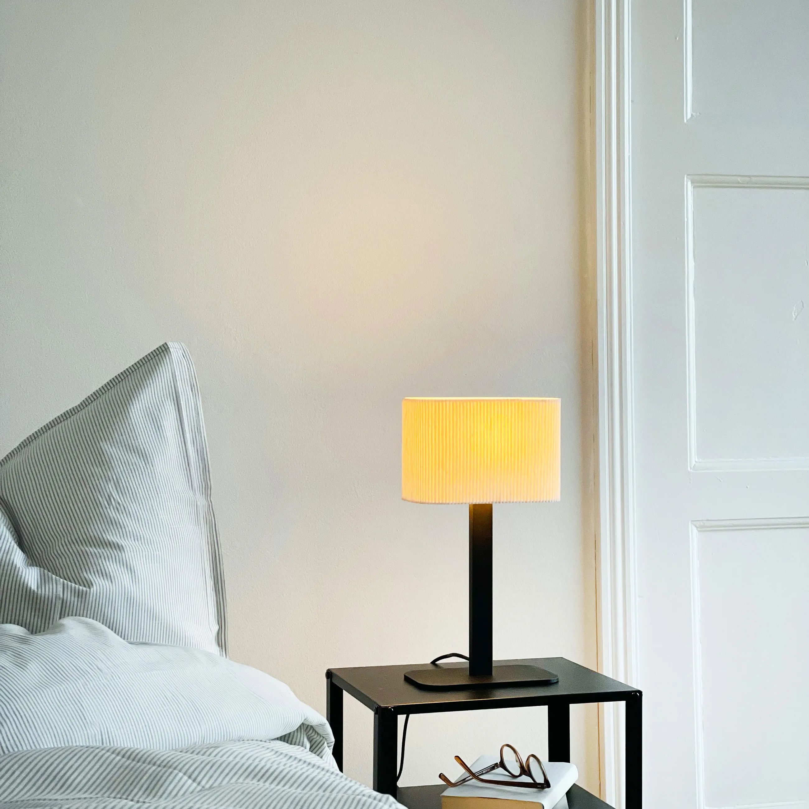 Dyberg Larsen Bordlamper Calix Bordlampe i Natur/Sort, 5