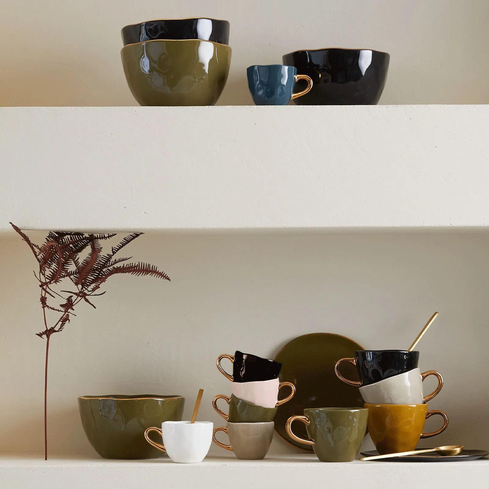 Urban Nature Culture Krus og kopper med hank Good Morning Cappuccino Kop i Fir Green, 2