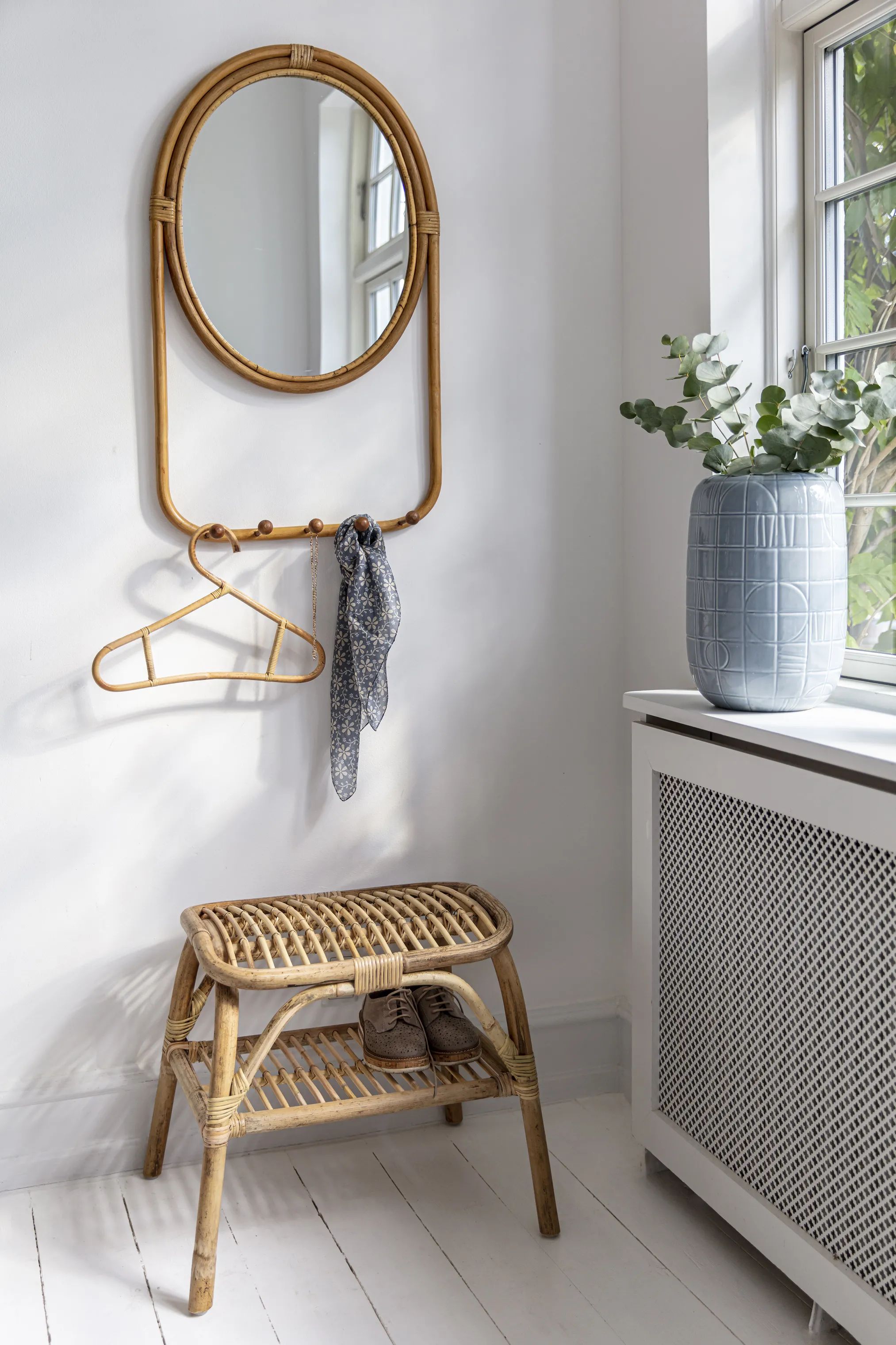 CASA Living Spejle Spejl m. knager i Rattan, 2
