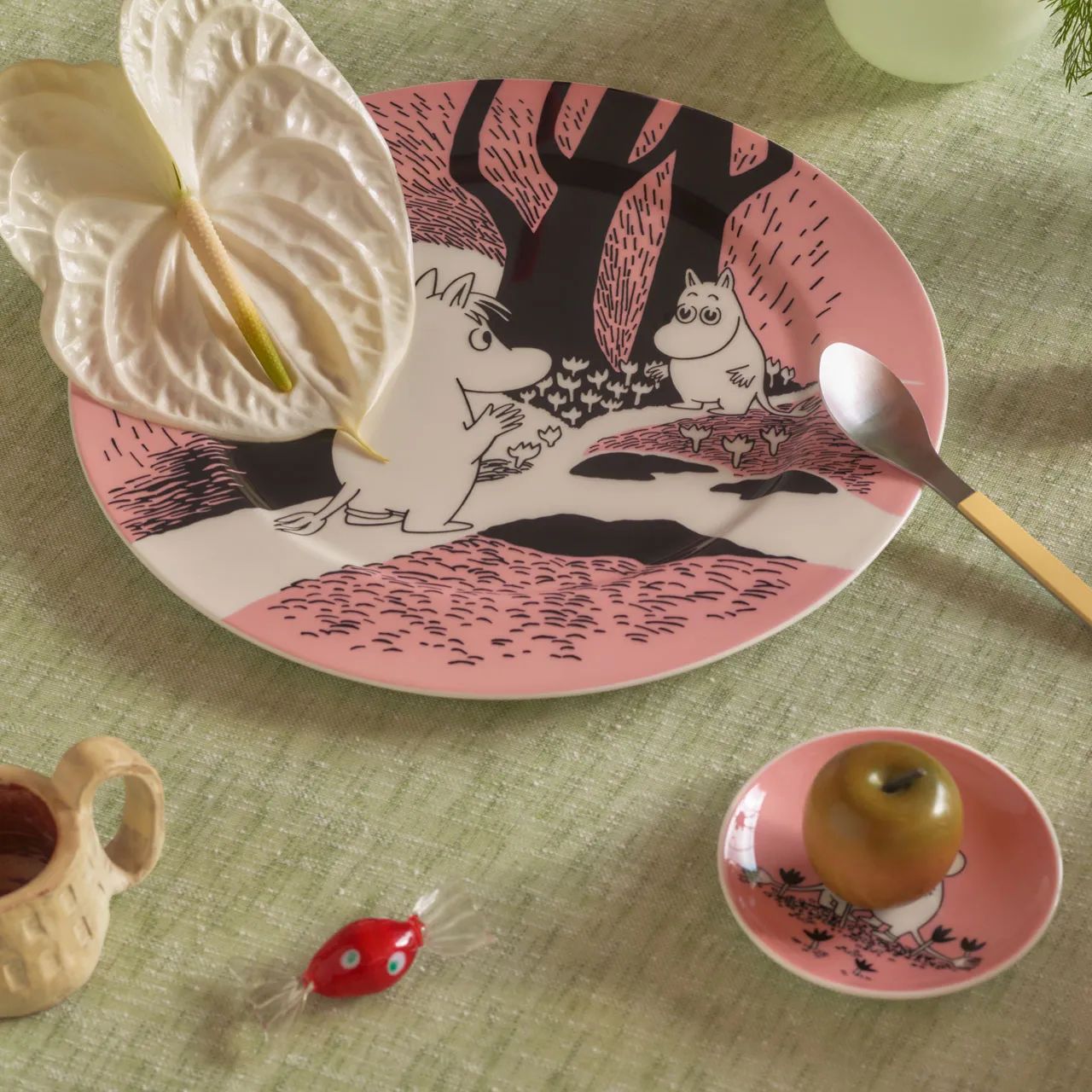 Moomin Arabia Serveringsfade Kærlighed 30 år Jubilæumsfad i Lyserød, 2
