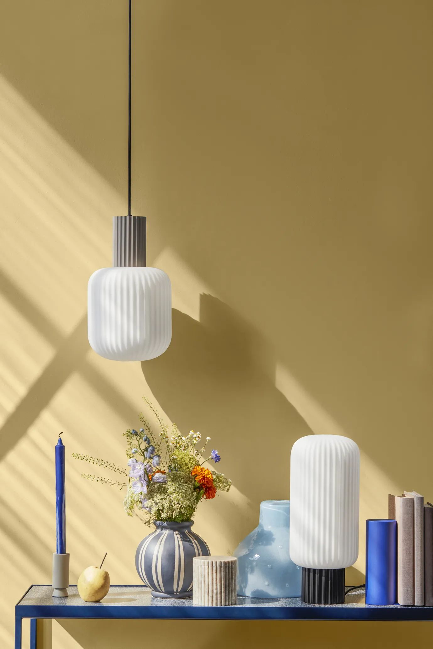 Broste Copenhagen Bordlamper Lolly Bordlampe i Hvid/sort, 2