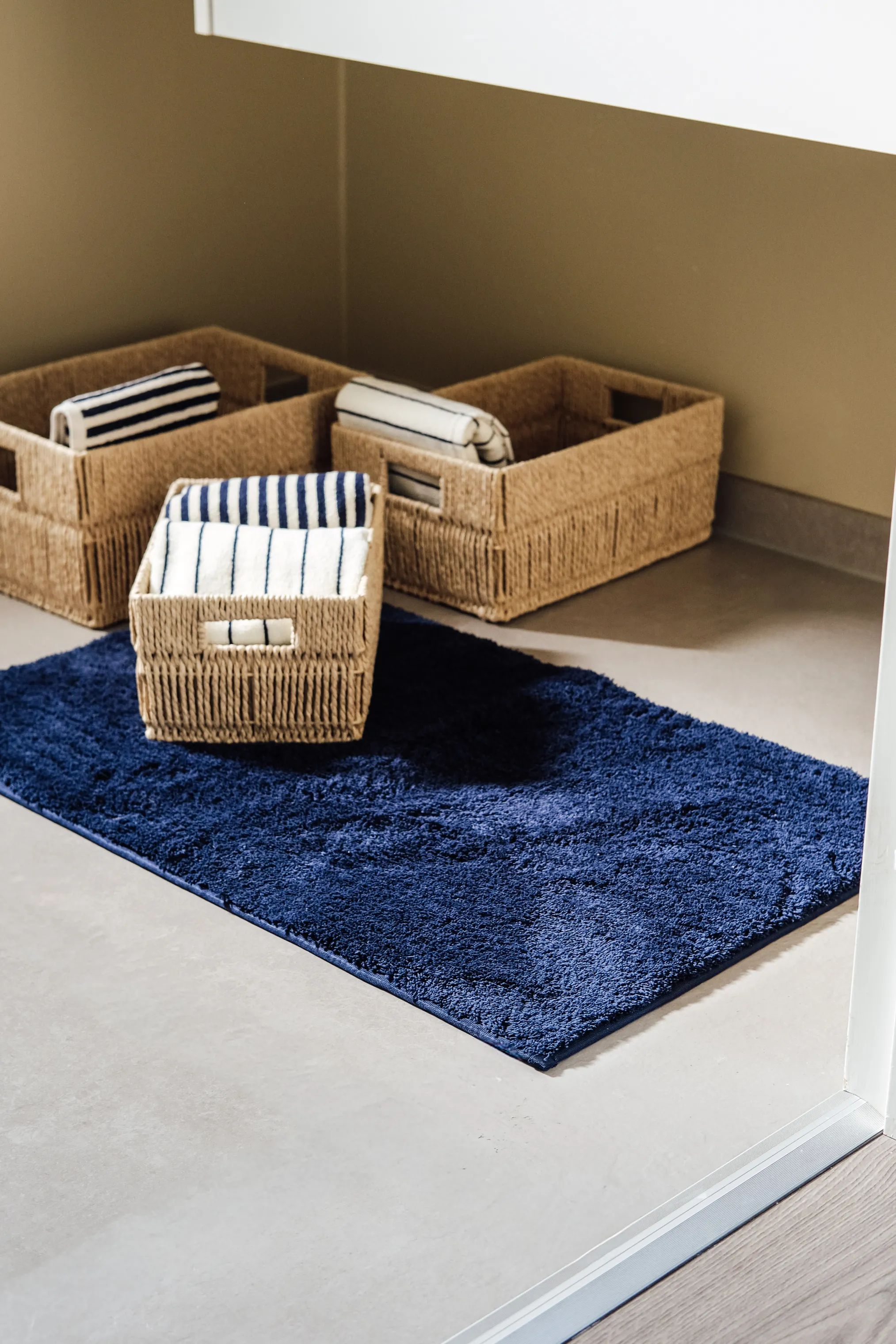 CASA Living Bademåtter Bademåtte i mørkeblå, 3