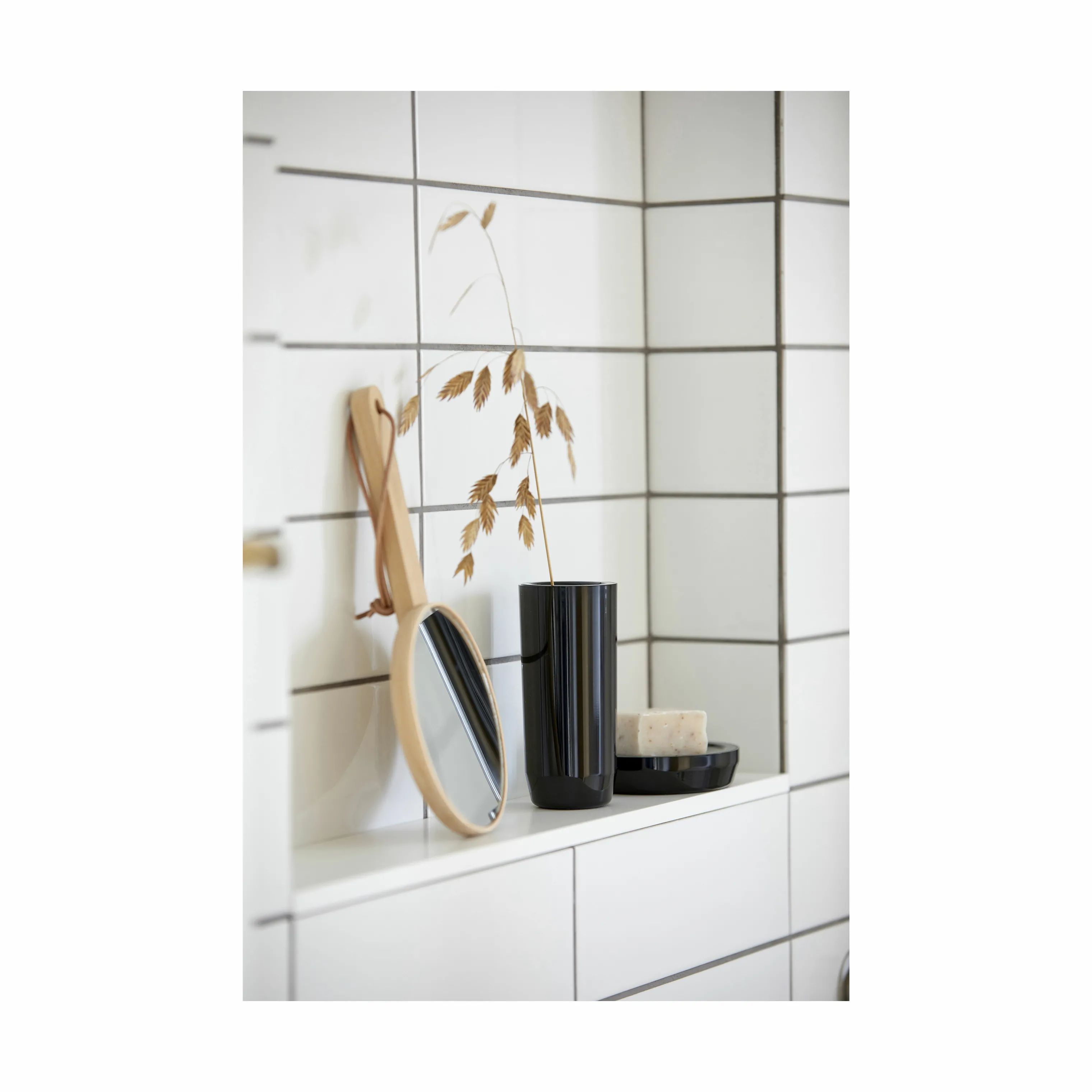 Zone Tandbørsteholdere Suii Tandbørstekrus i Black, 14,1 cm, 4