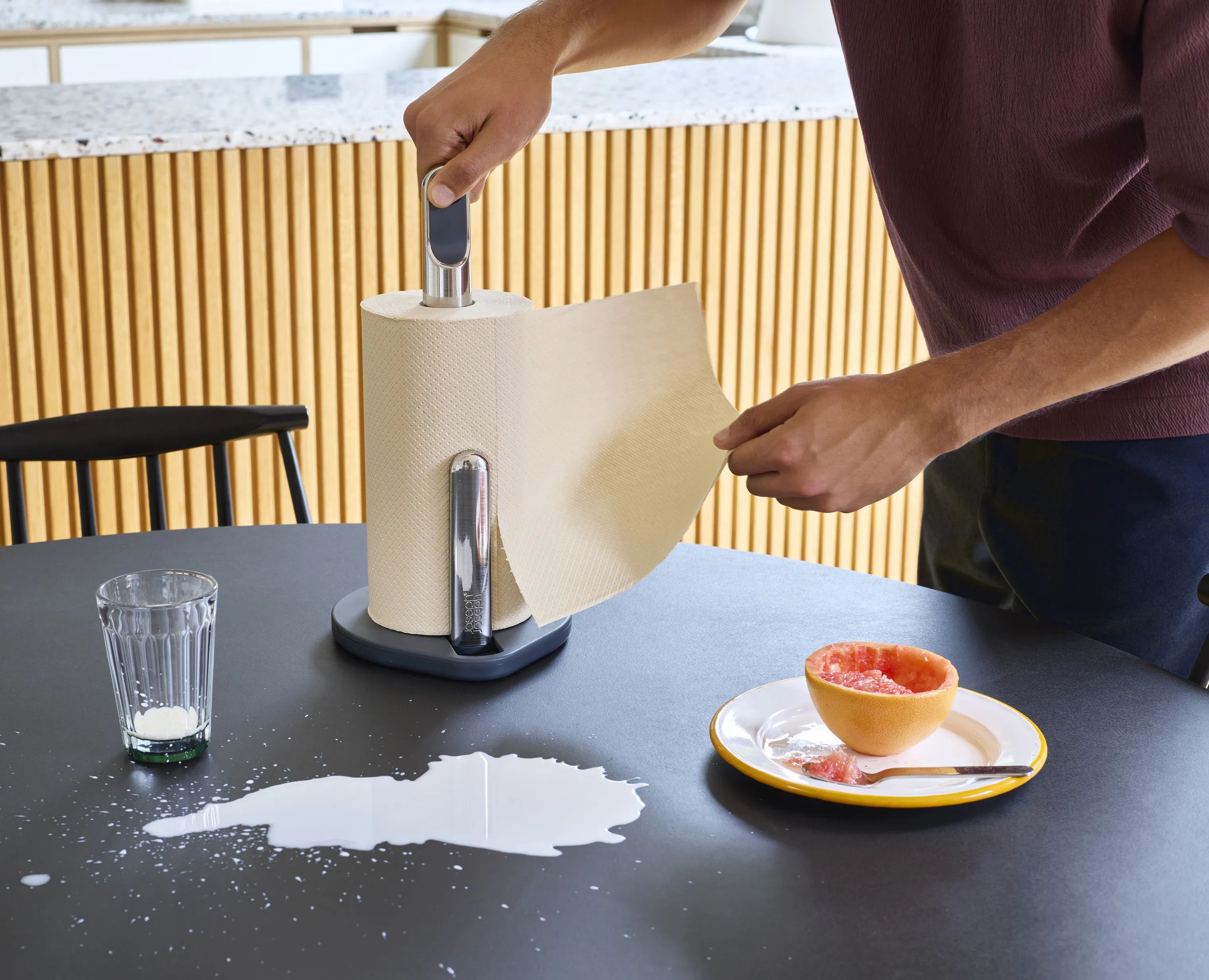 Joseph Joseph Køkkenrulleholdere Hold Køkkenrulleholder i Sort, 8