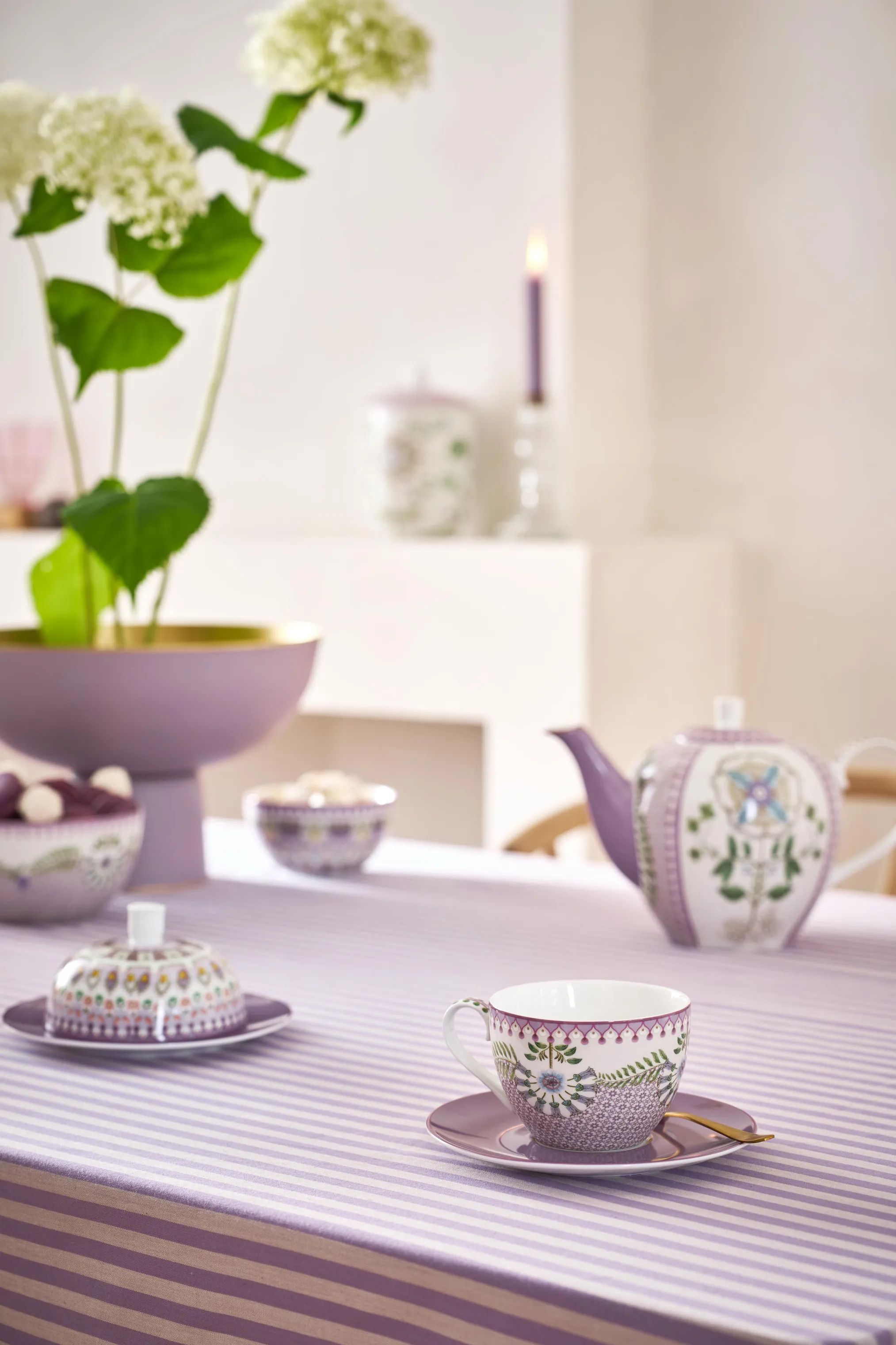 PIP Studio Krus og kopper med hank Lily & Lotus Kop - 2 stk. i Lilac, 2
