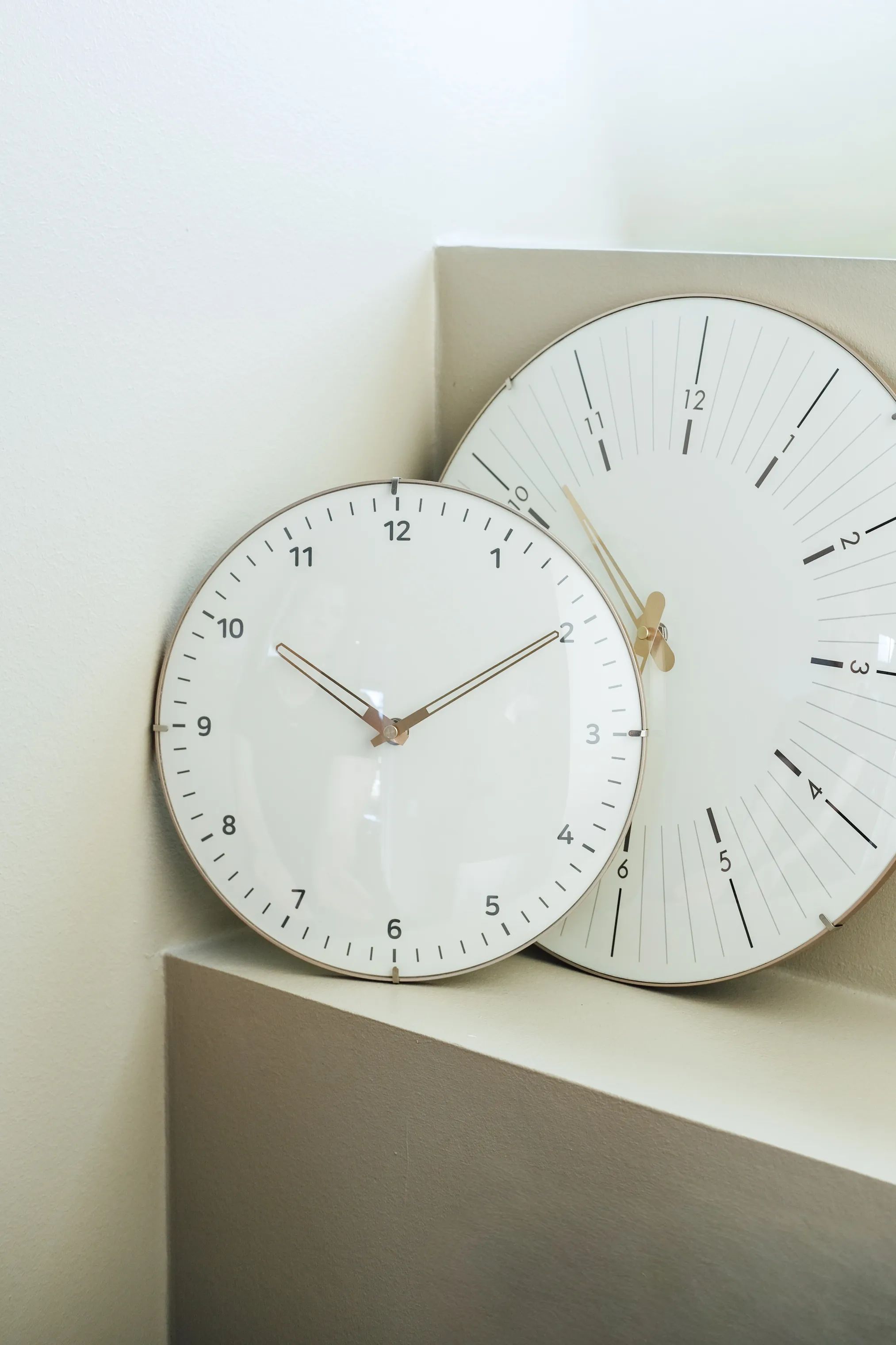 CASA Living Vægure Vægur i creme/antik guld, 25 cm, 2