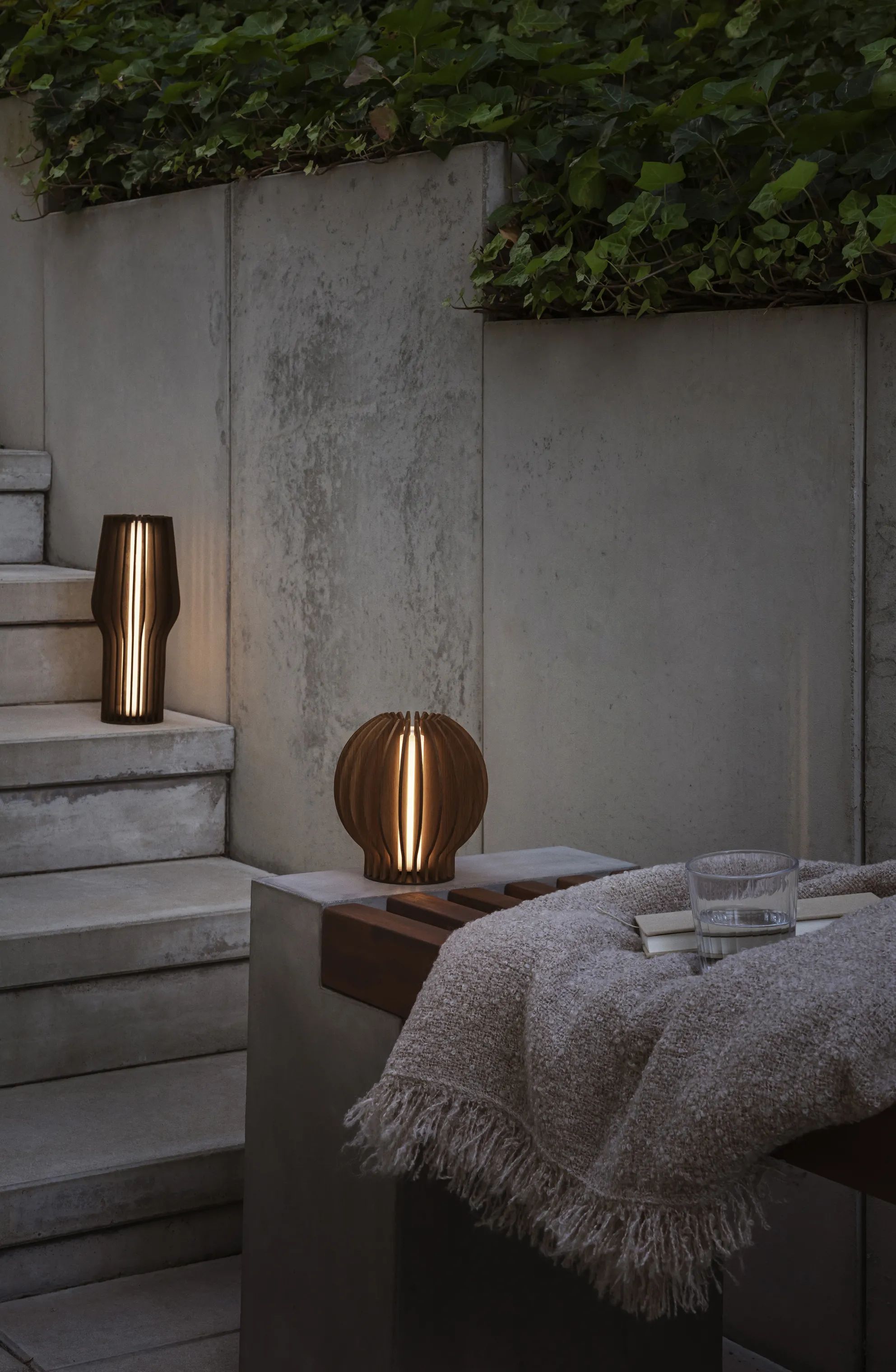 Eva Solo Bordlamper Radiant LED Lampe i Smoked oak, 3