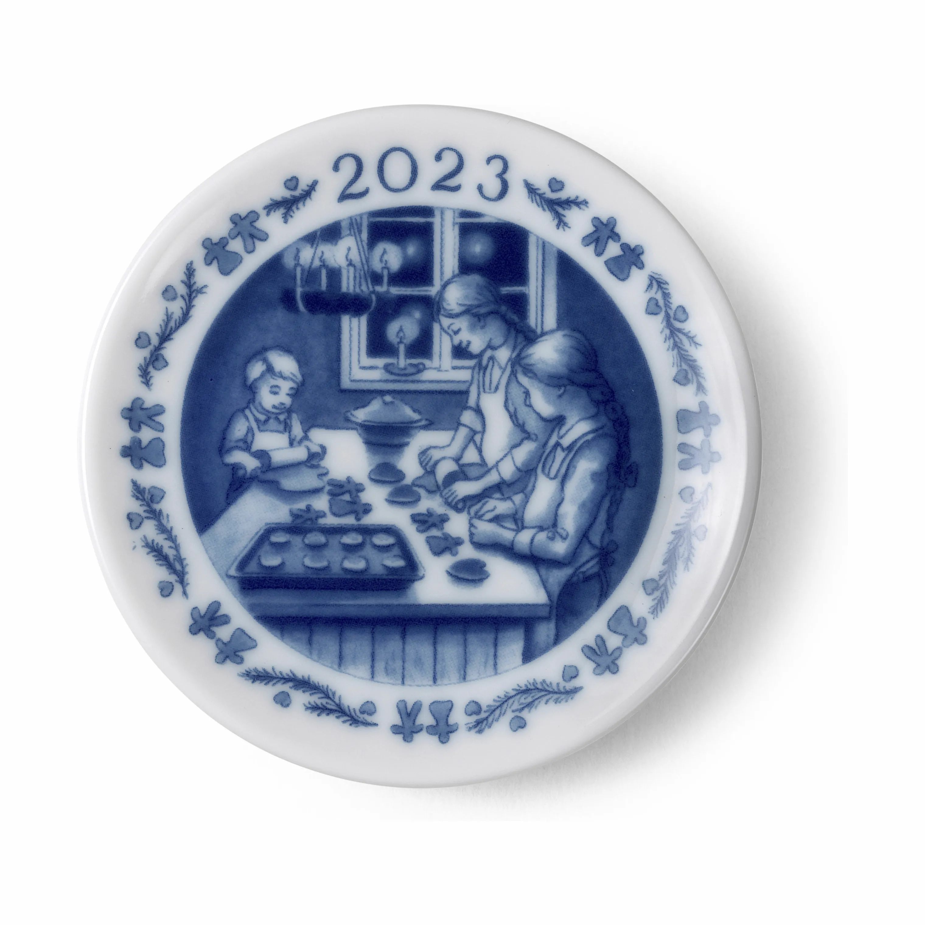 Royal Copenhagen Platter Juleplakette 2023 - Julebag i Hvid/blå, 1