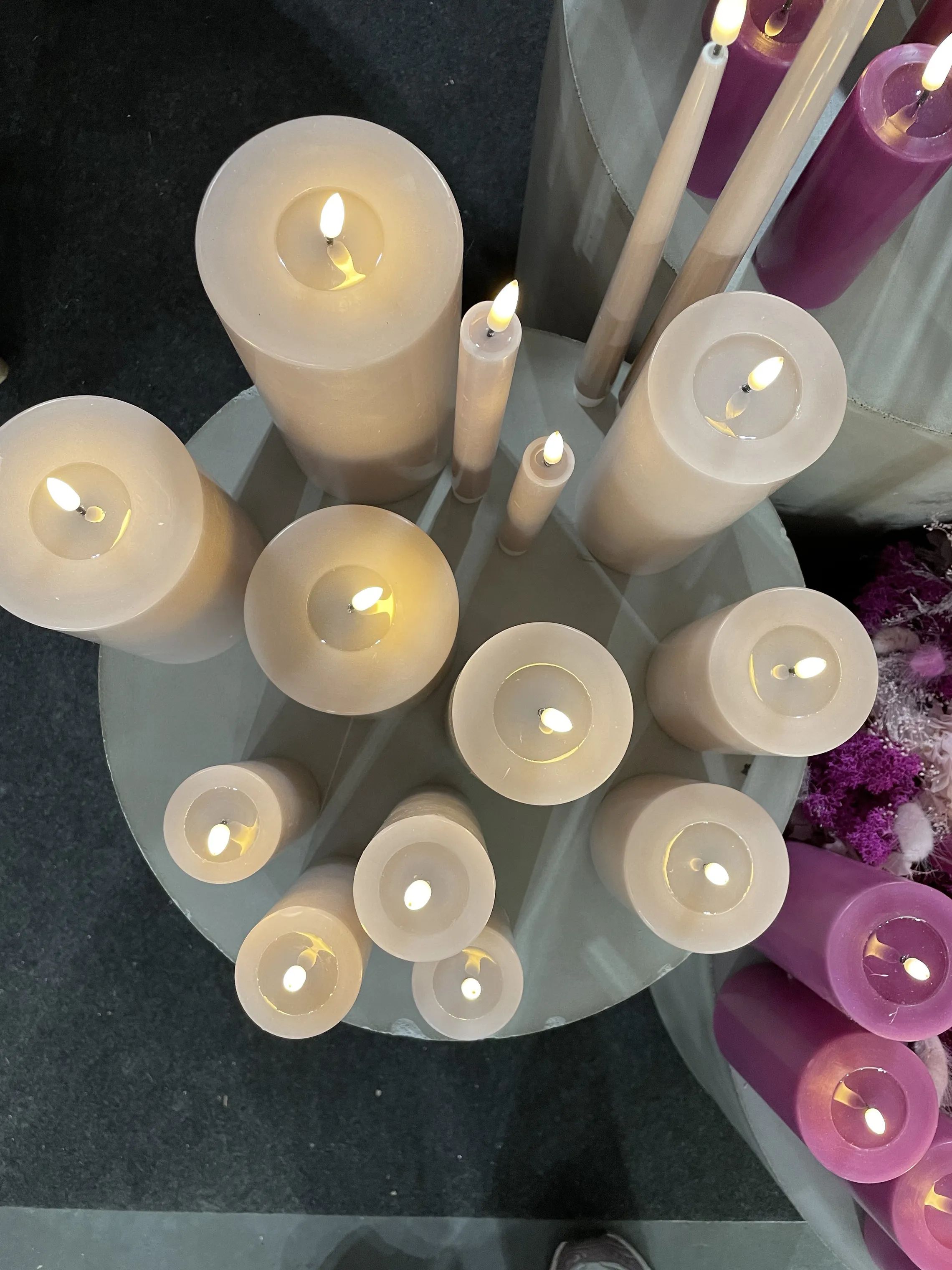 Deluxe Homeart LED-lys Real Flame LED Bloklys i Rose, 20 cm, 2